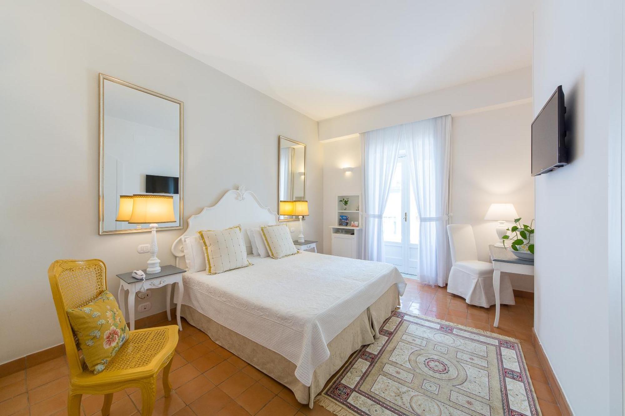 Comfort Triple Room