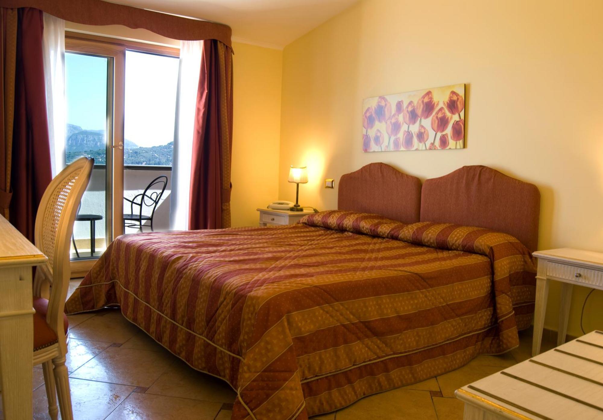 Double Room Balcony Sea View