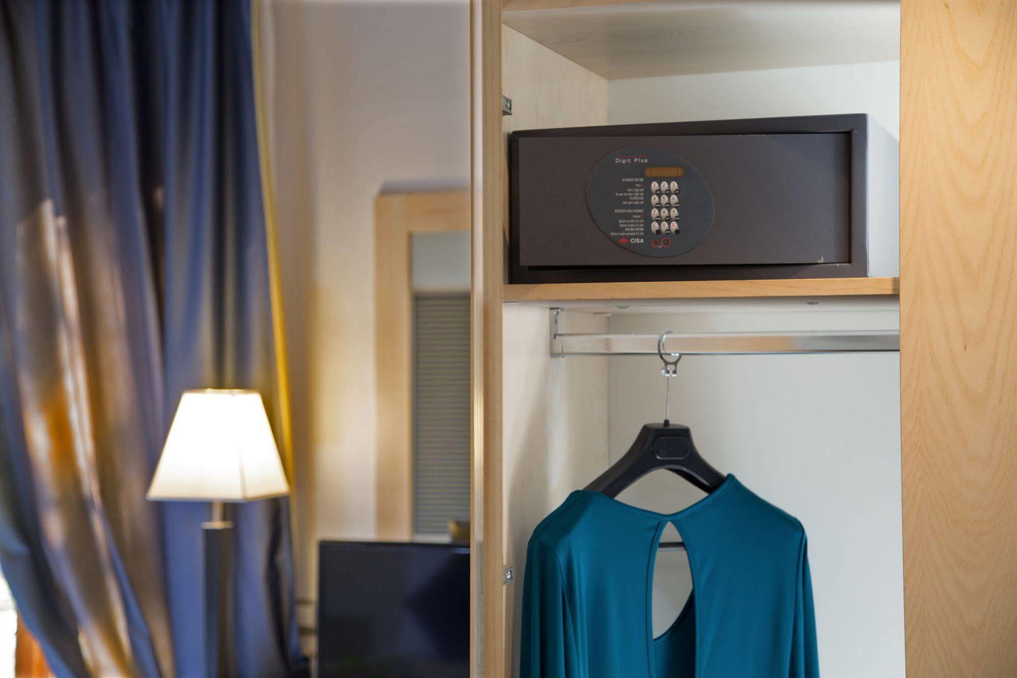 Economy Single Room