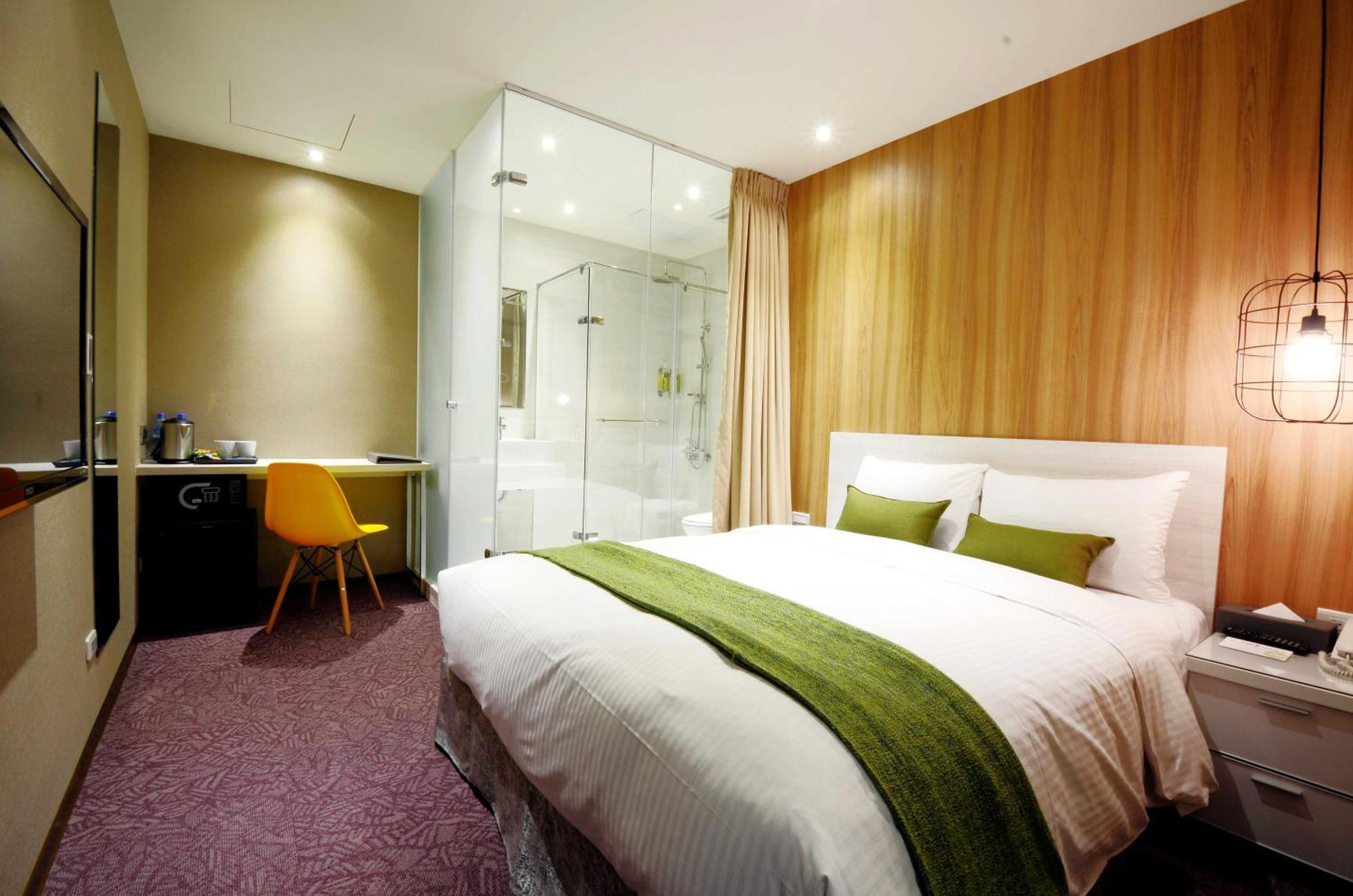 Standard Double Room No Windows