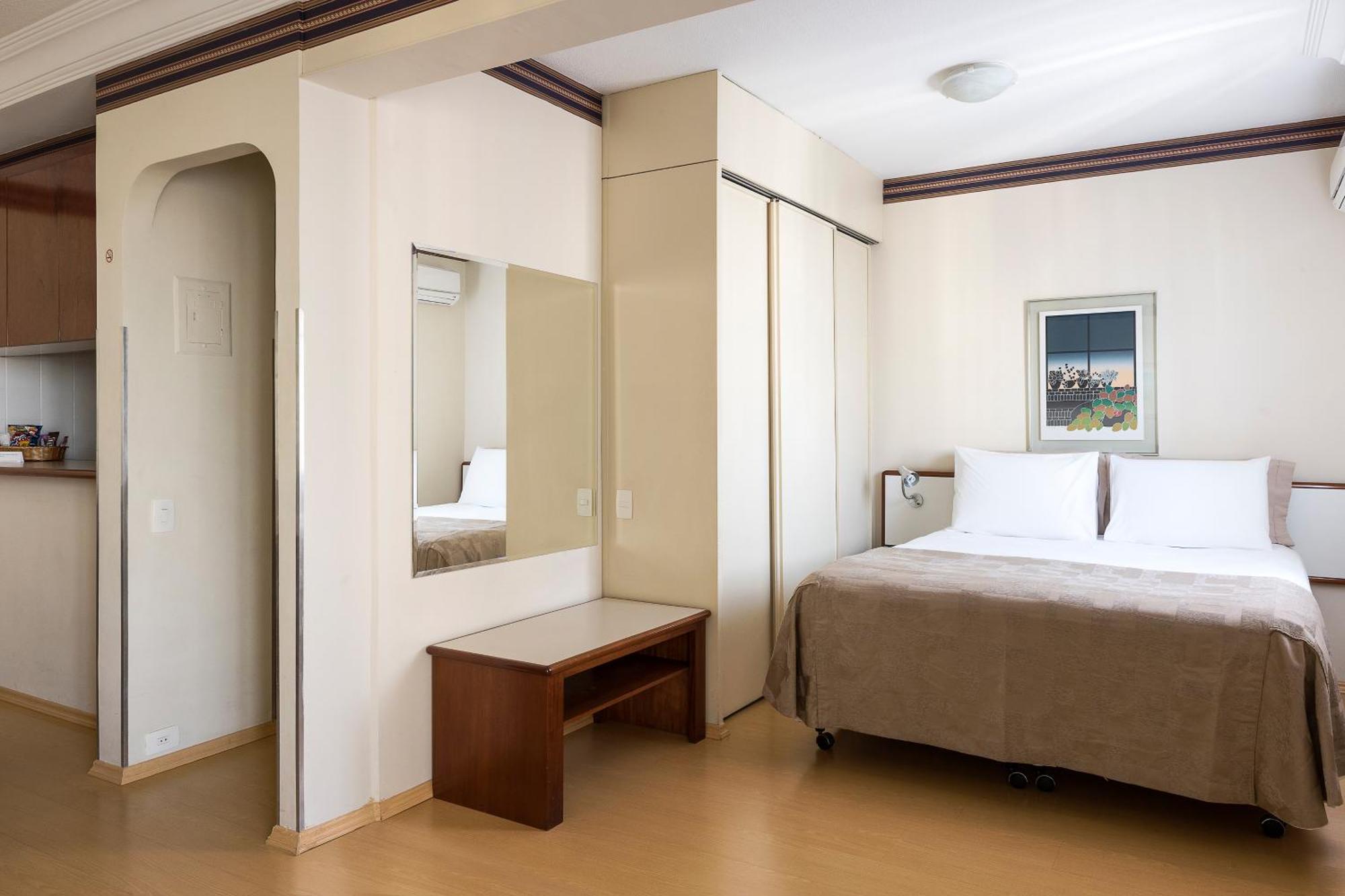 Deluxe Two-Bedroom Apartment