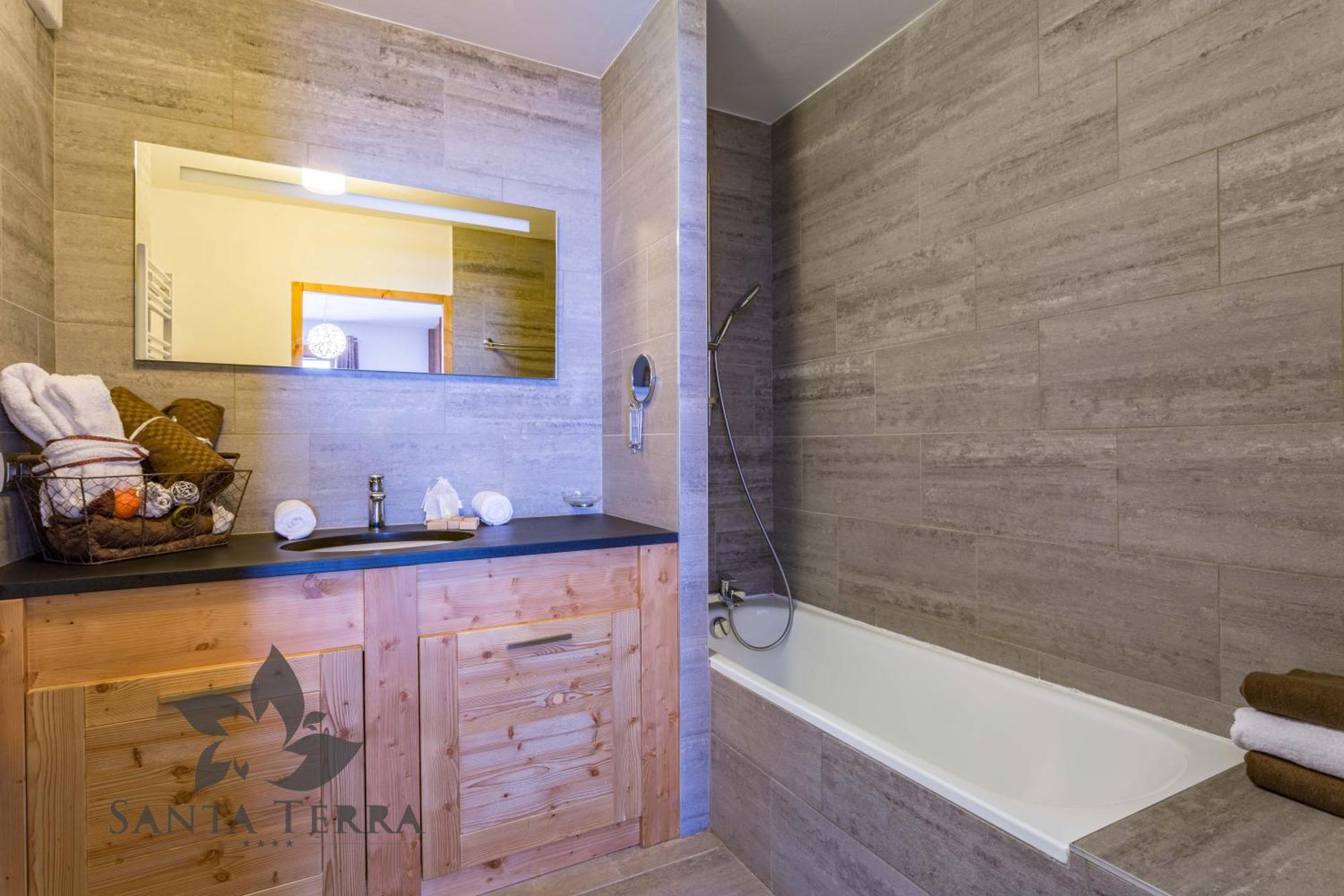 Three-Bedroom Duplex Apartment 6