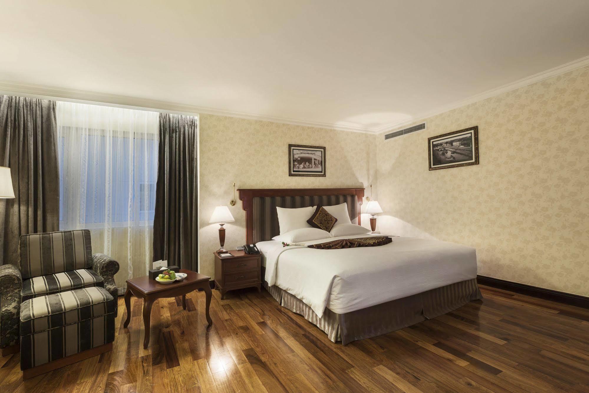 Premium King Room
