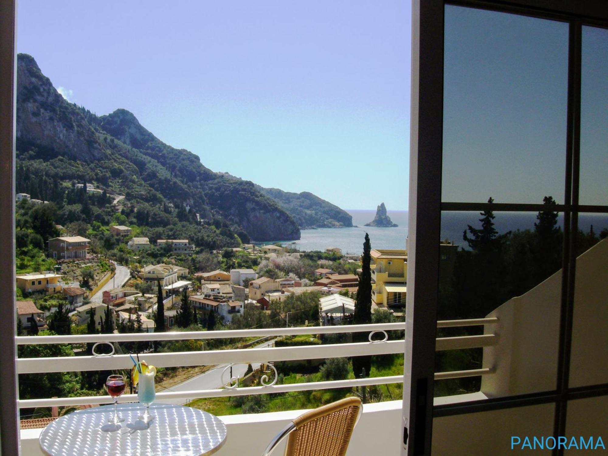Estudio con vistas al mar
