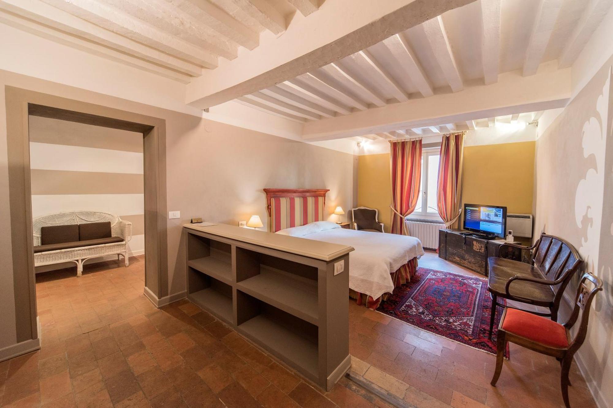 Deluxe Double or Twin Room
