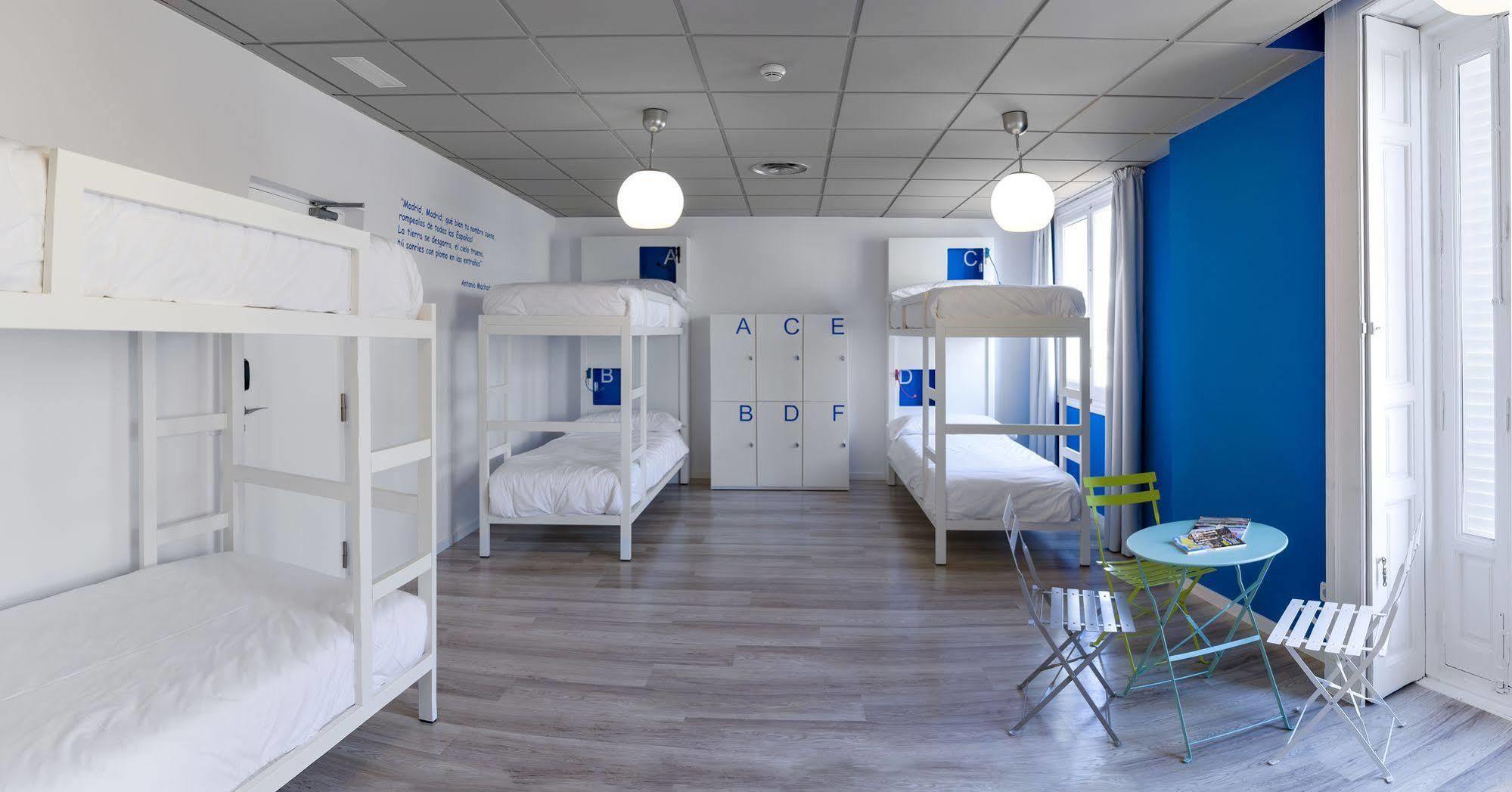 Lit dans Dortoir Mixte de 6 Lits avec Salle de Bains Privative