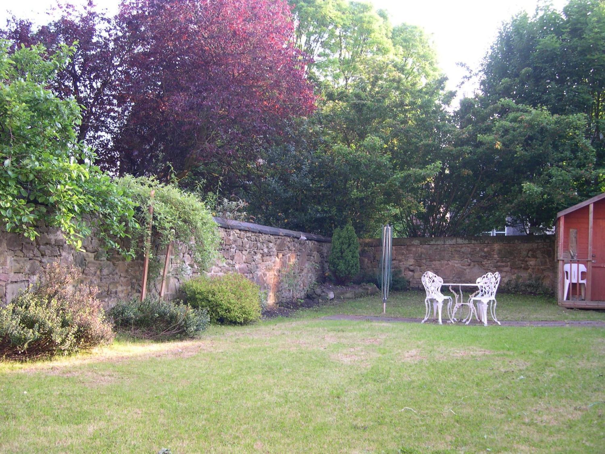 Double Garden View,930708745:JPEG