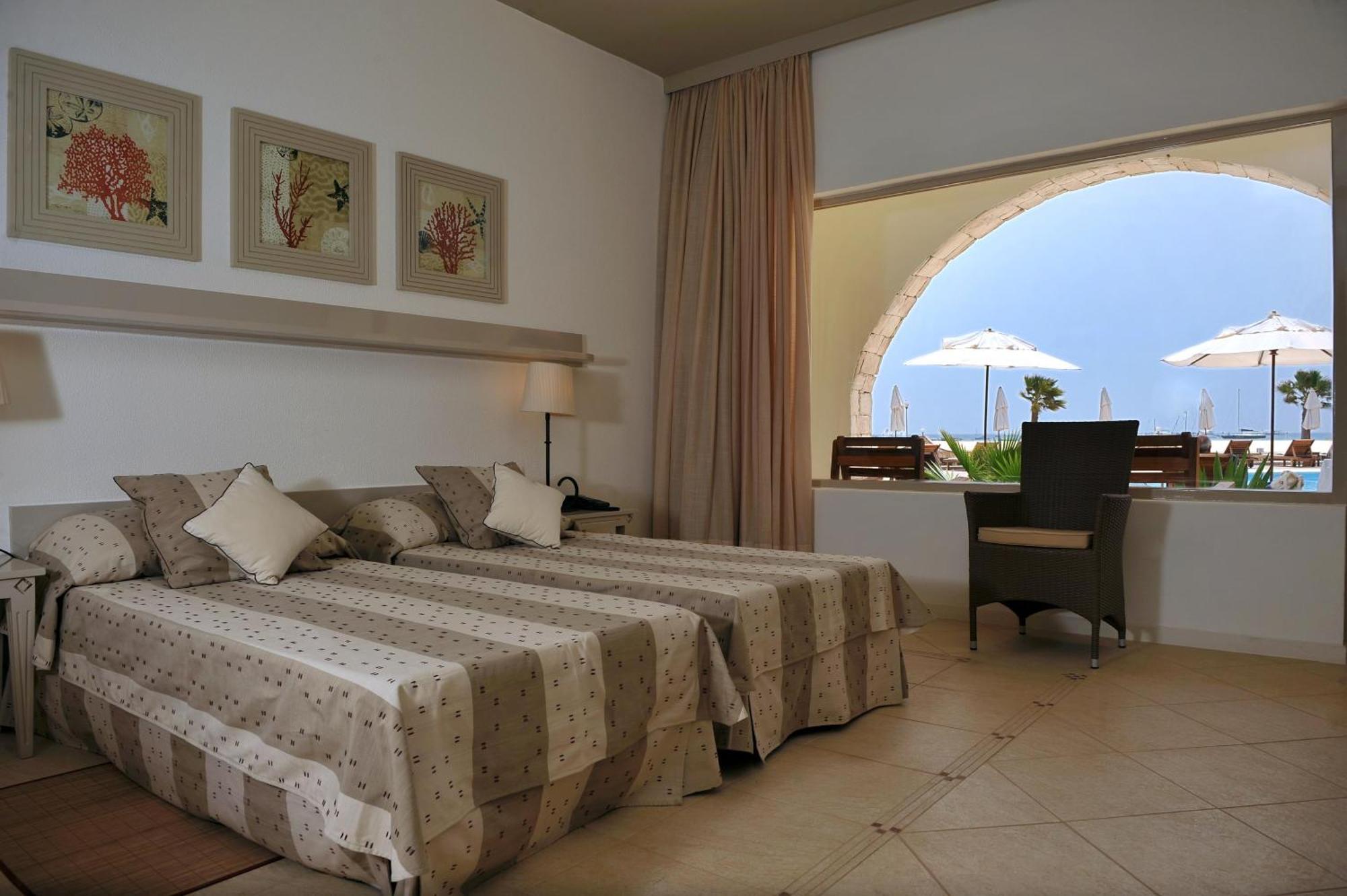 Executive Double or Twin Room,687050565:JPEG