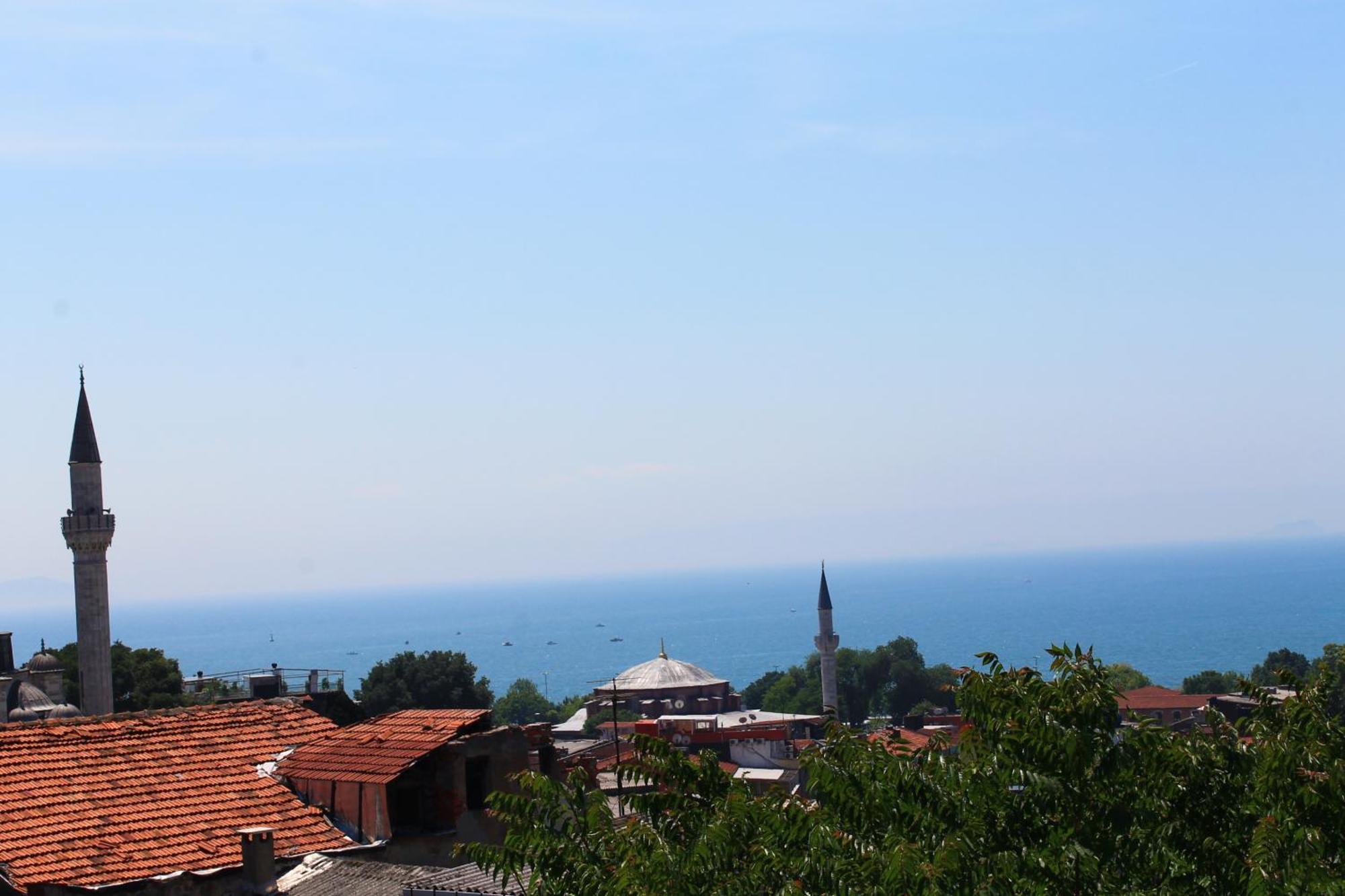 Double or Twin Room Sea View