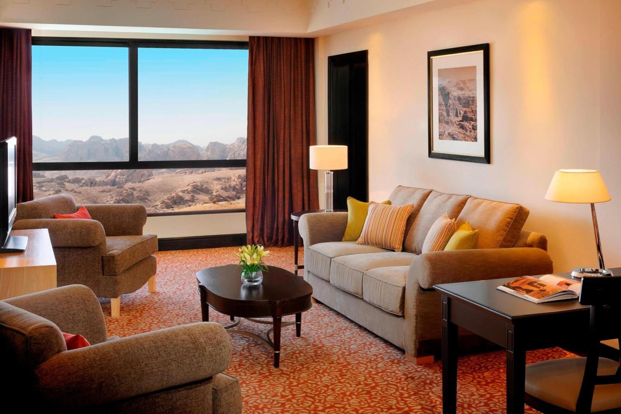 1 Bedroom Suite 1 King