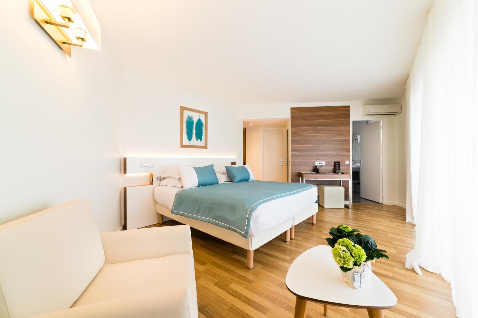 Deluxe Room Sea View
