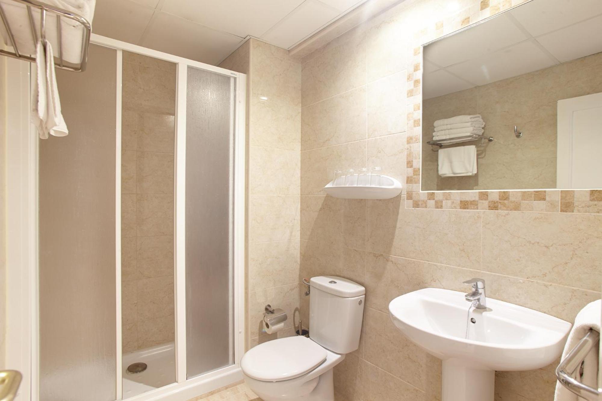 Double or Twin Room Top Floor