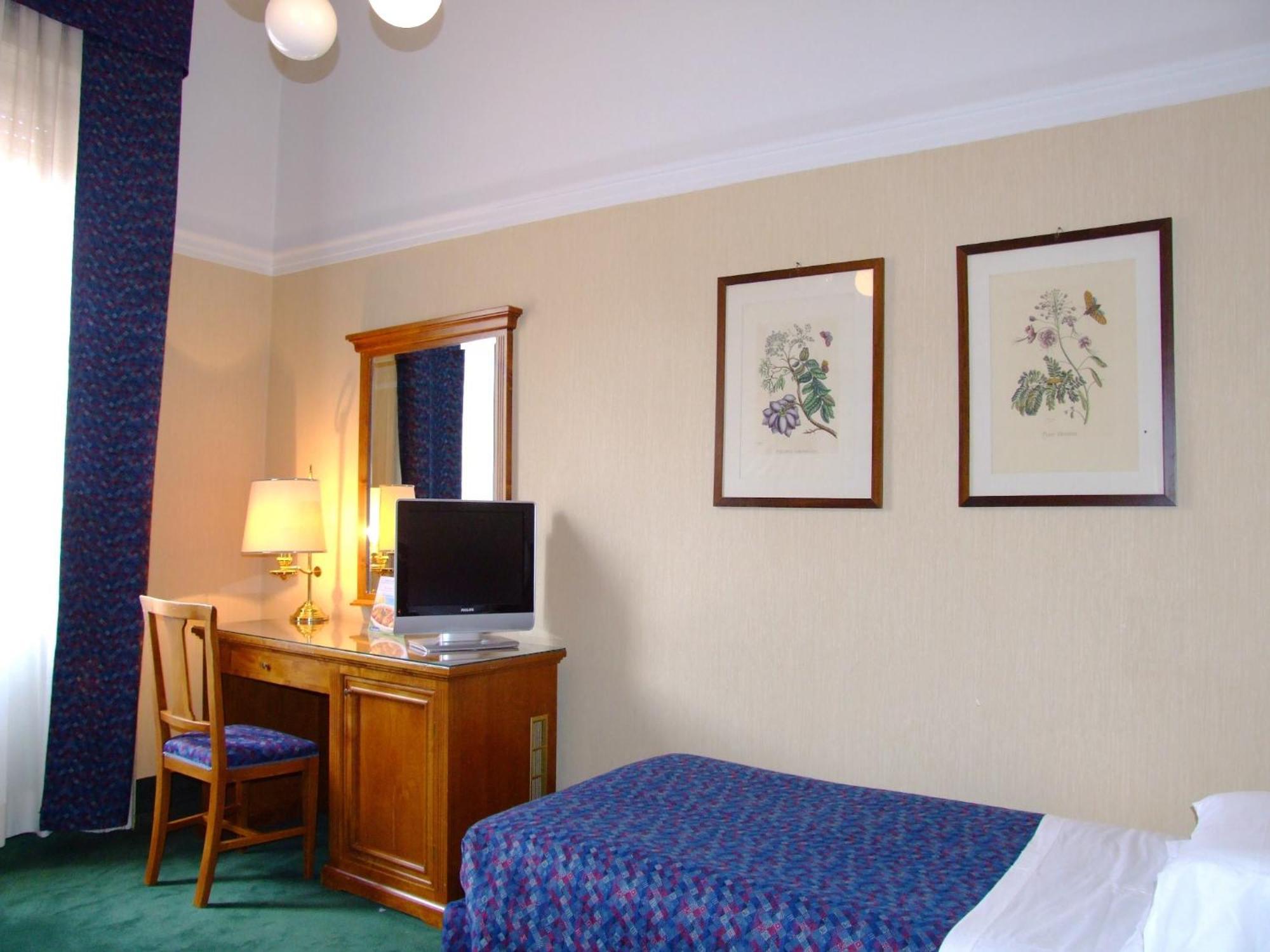 Economy Single Room
