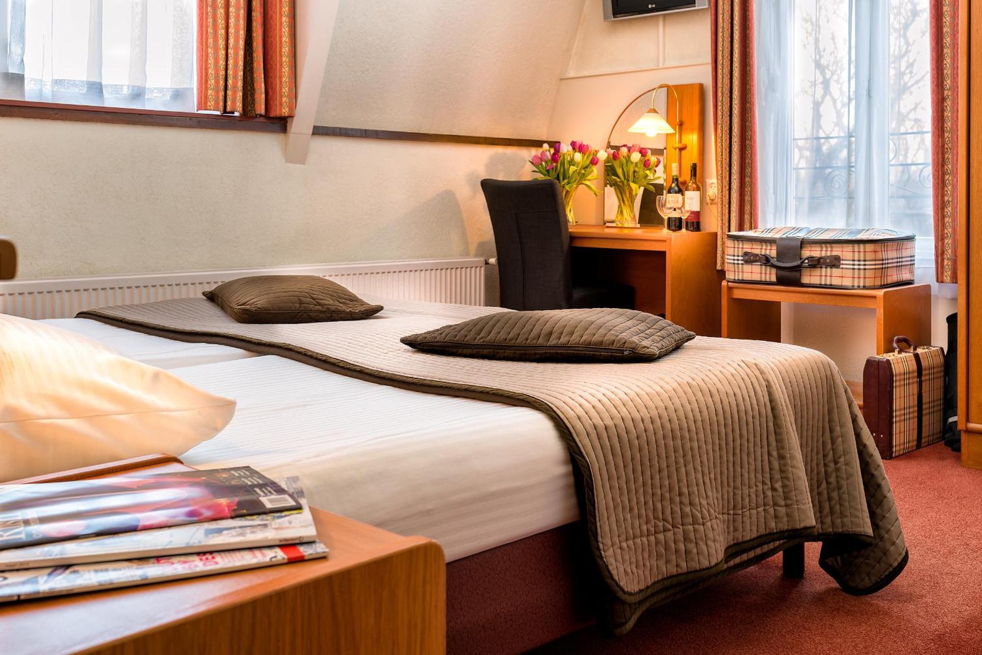 Double or Twin Room,1037207647:JPEG