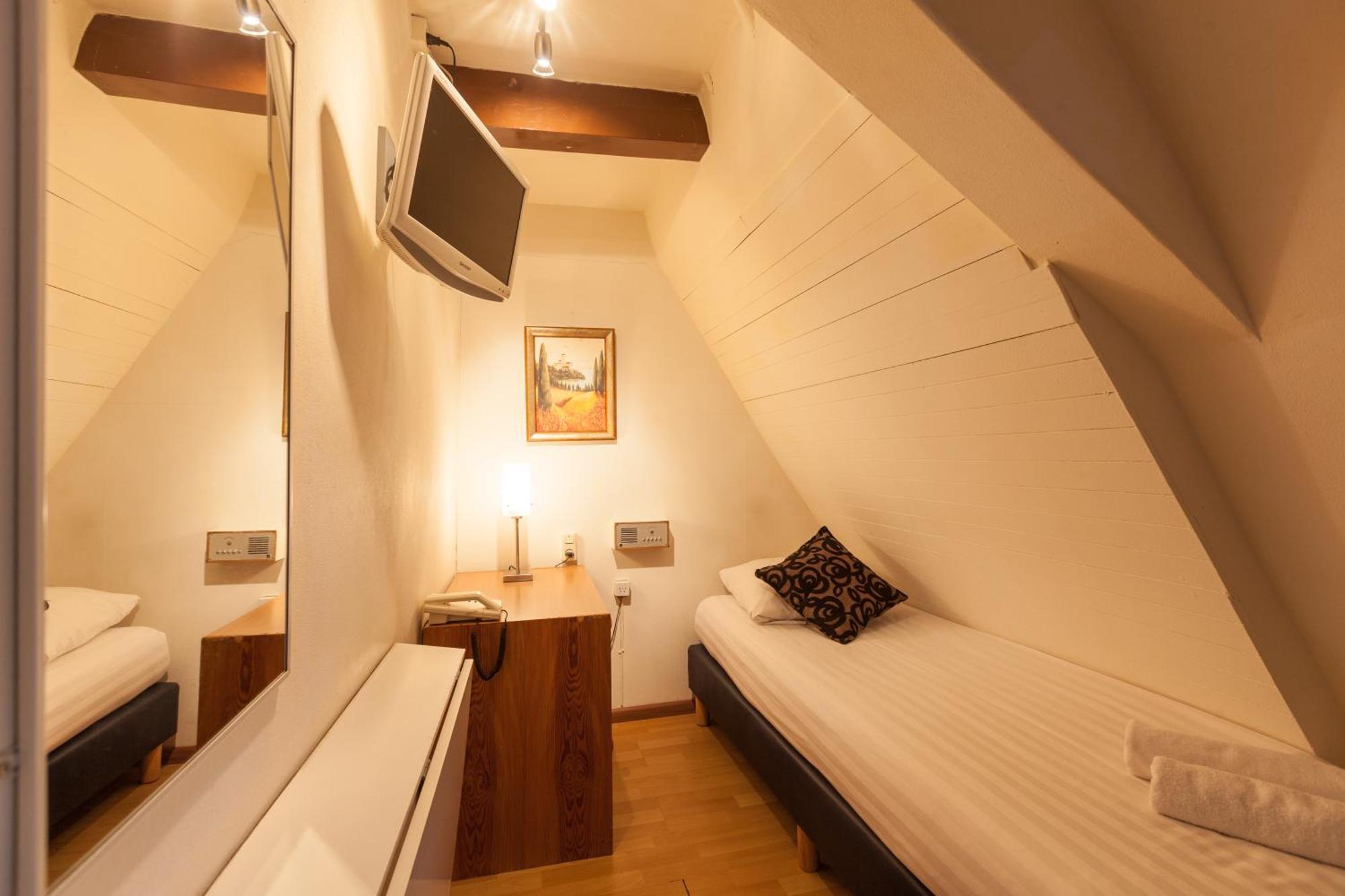 Basic Single Room