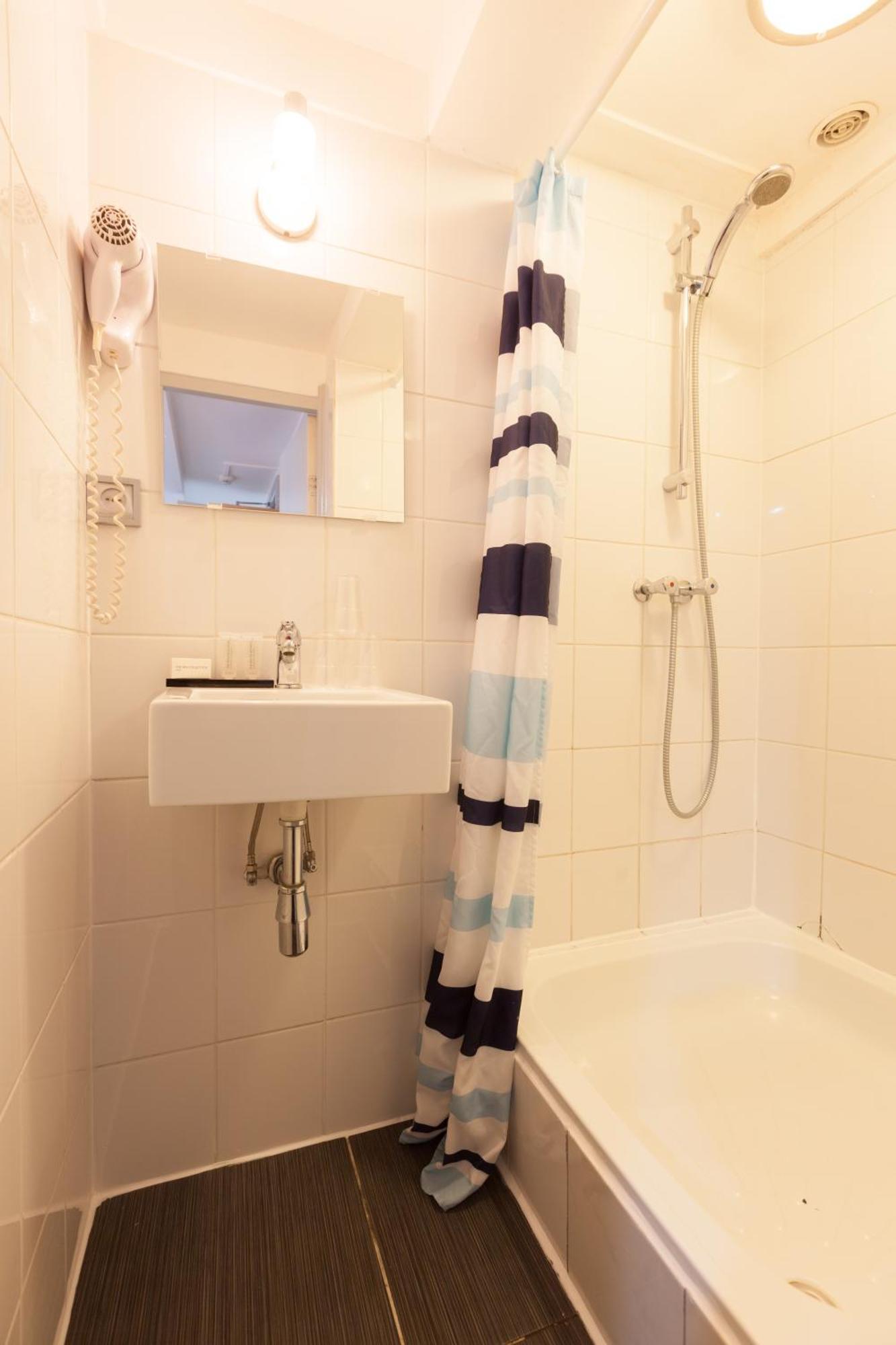 Quarto Triplo Standard