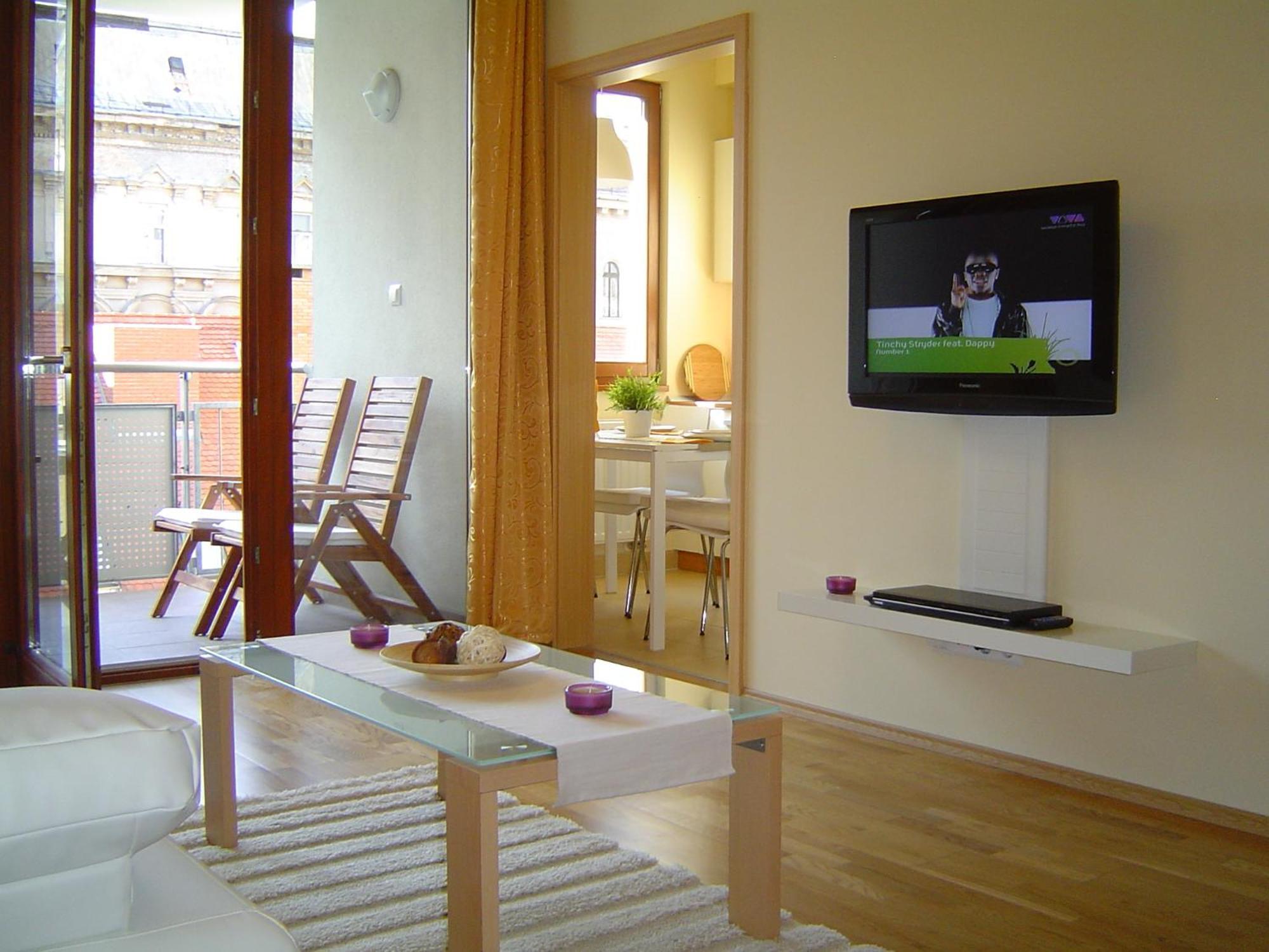 1-Bedroom Deluxe Apartment