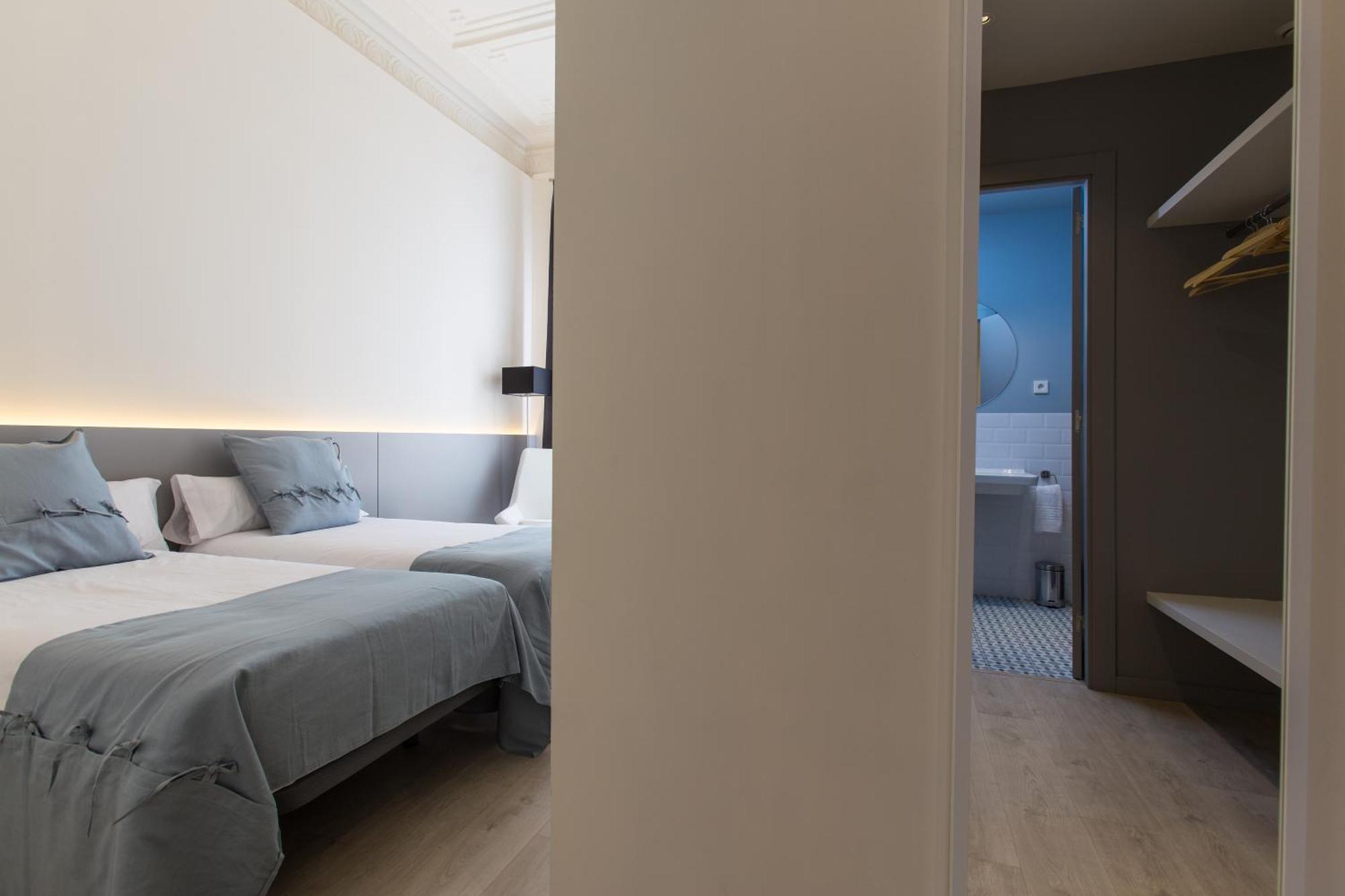 Double or Twin Room Balcony City View