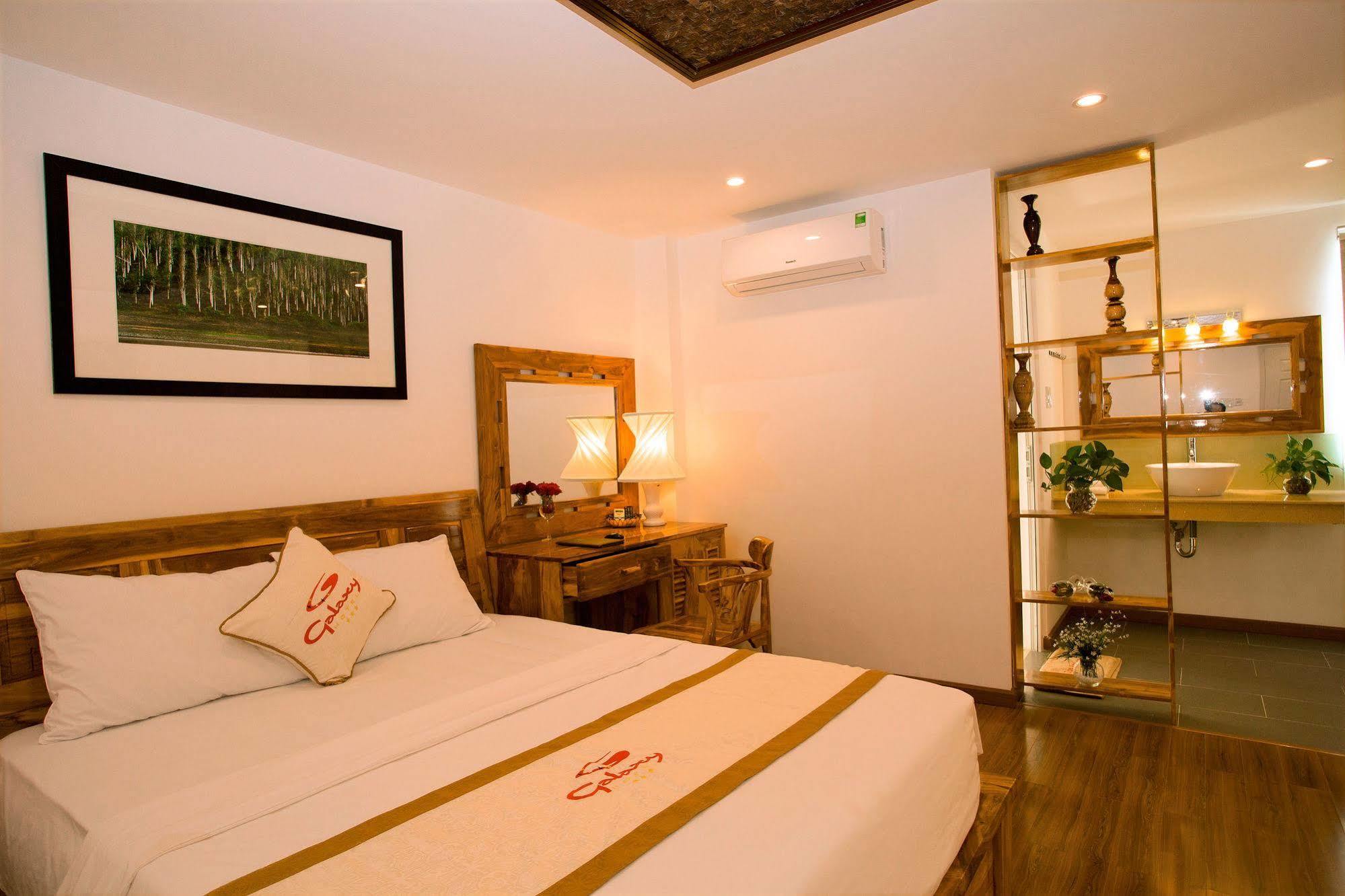 Studio Apartment Double or Twin