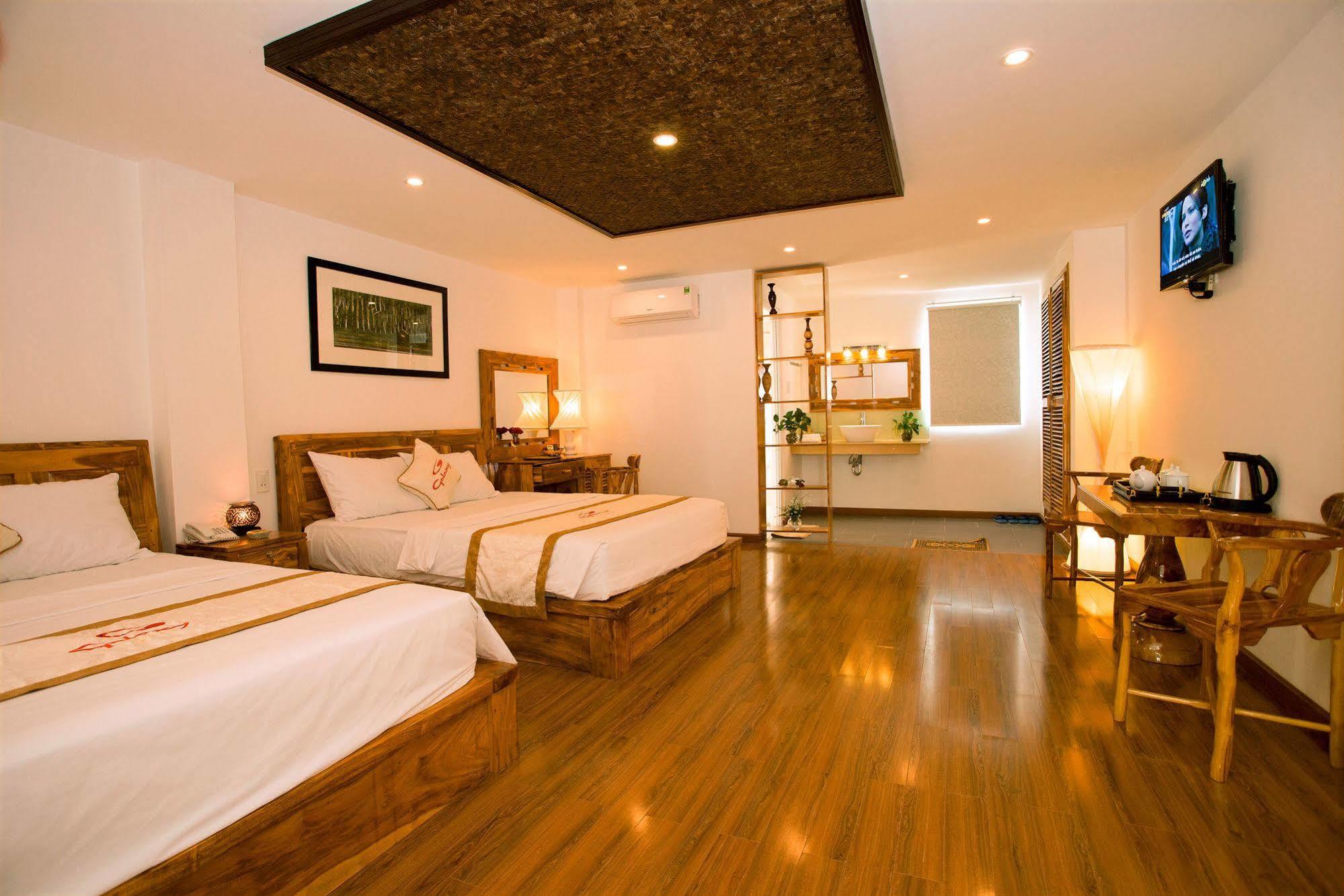 Studio Family Apartment