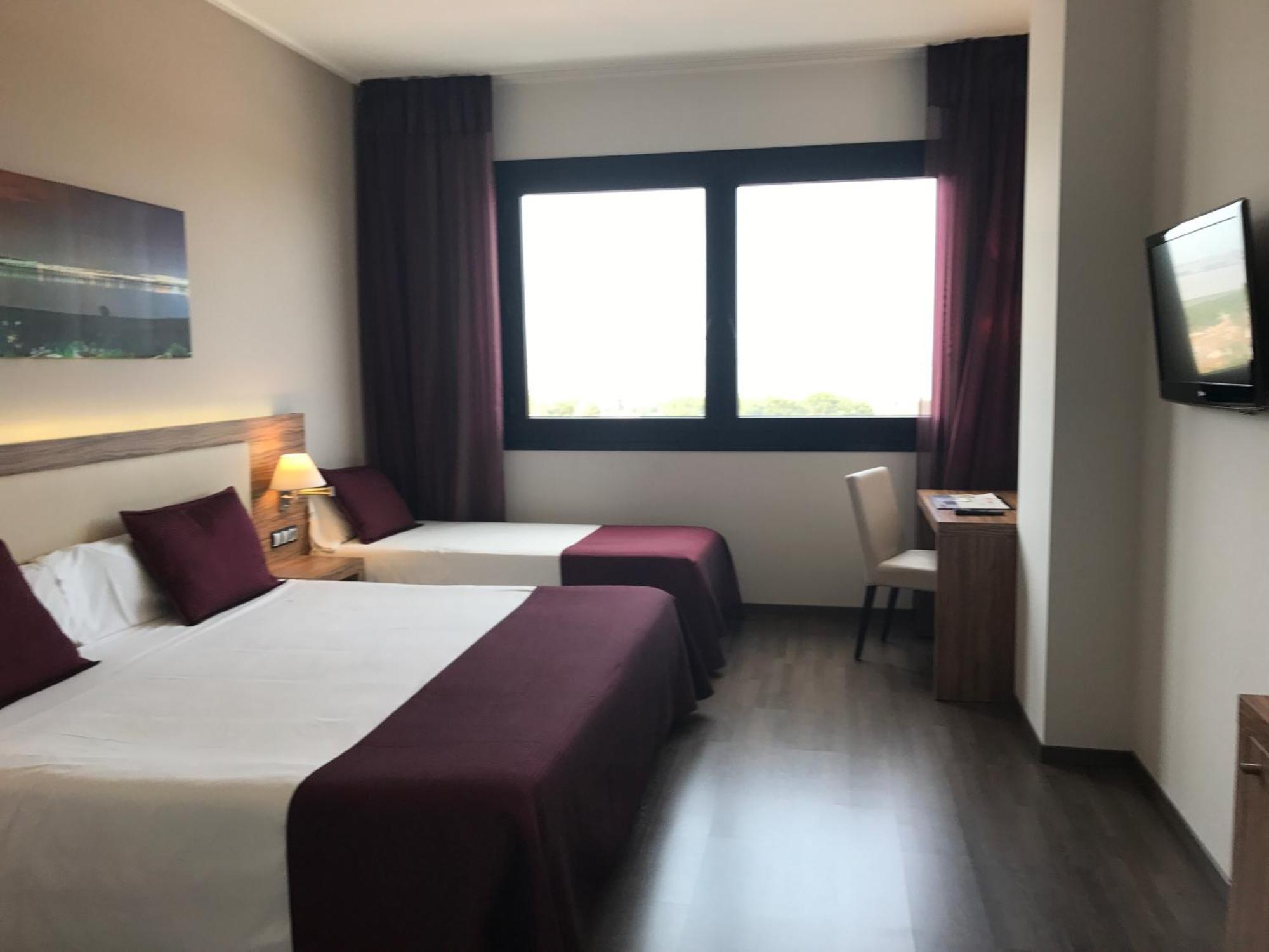 Triple Room Lake View
