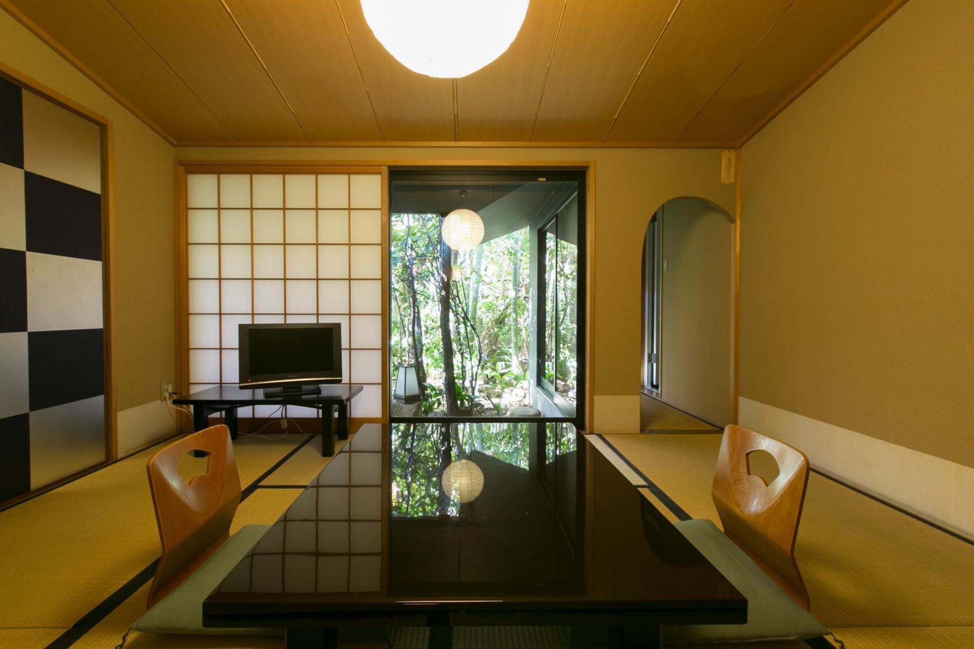 Japanese-Style Room