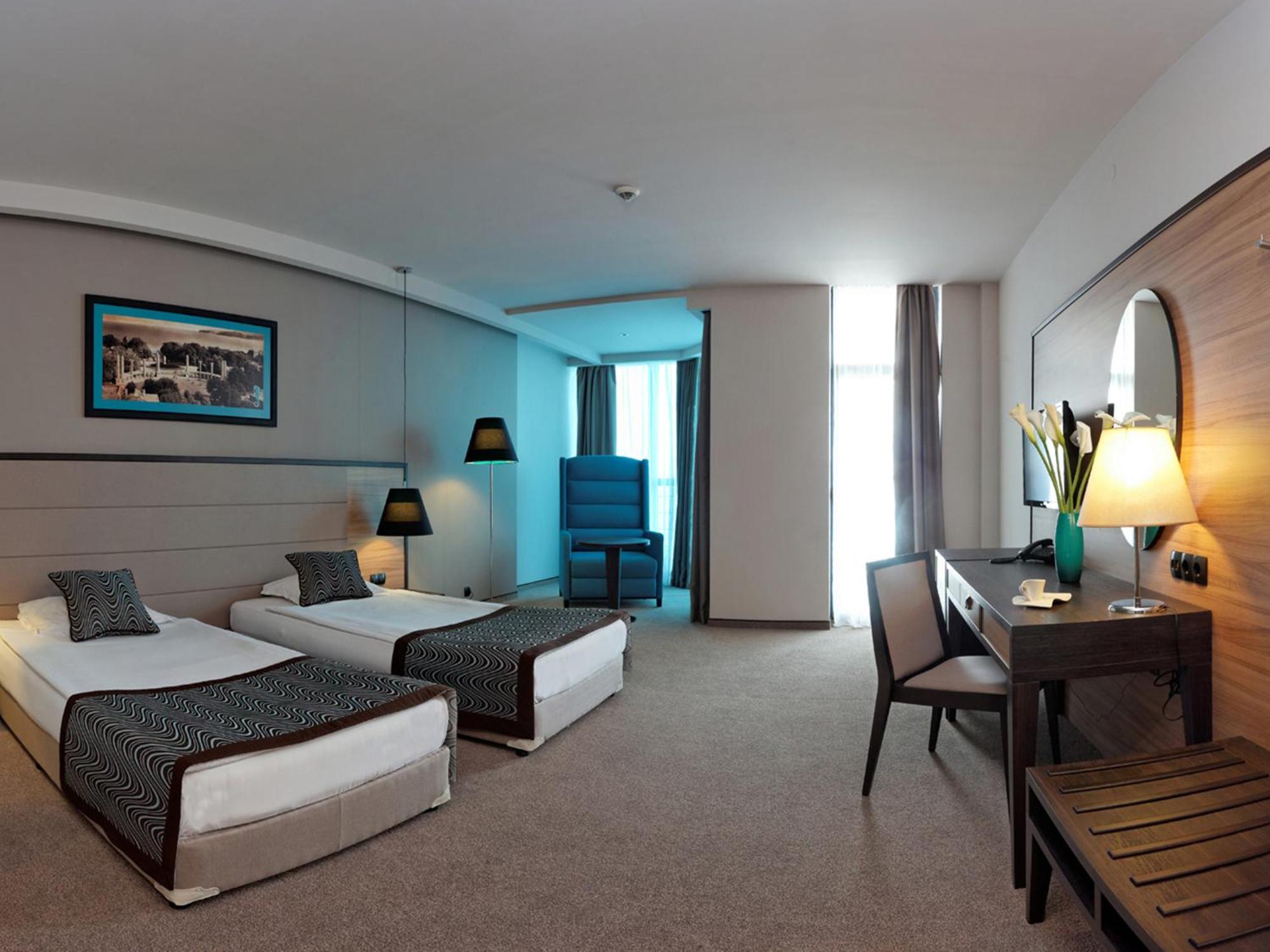 Superior Double or Twin Room Balcony Sea View