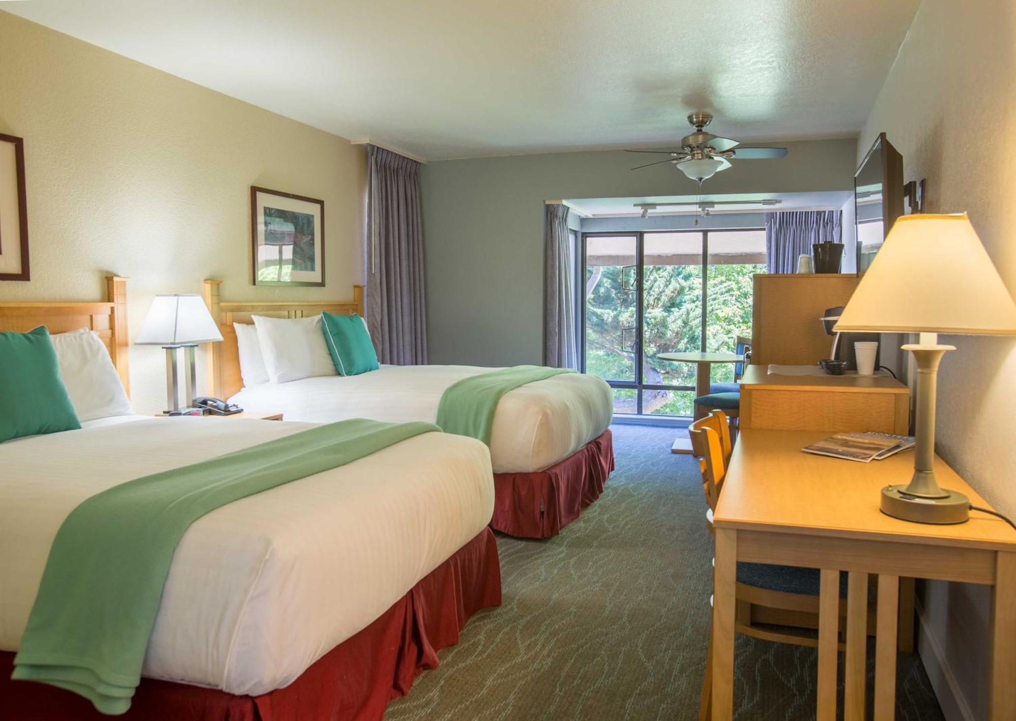Queen Room Two Queen Beds