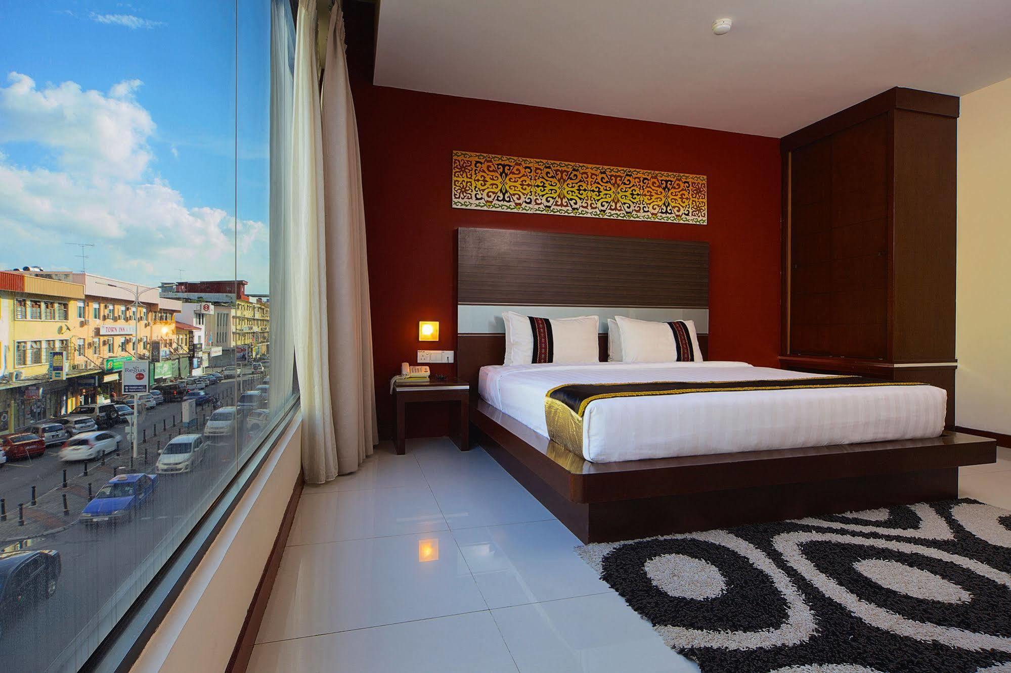 Chambre Familiale - Vue sur Ville