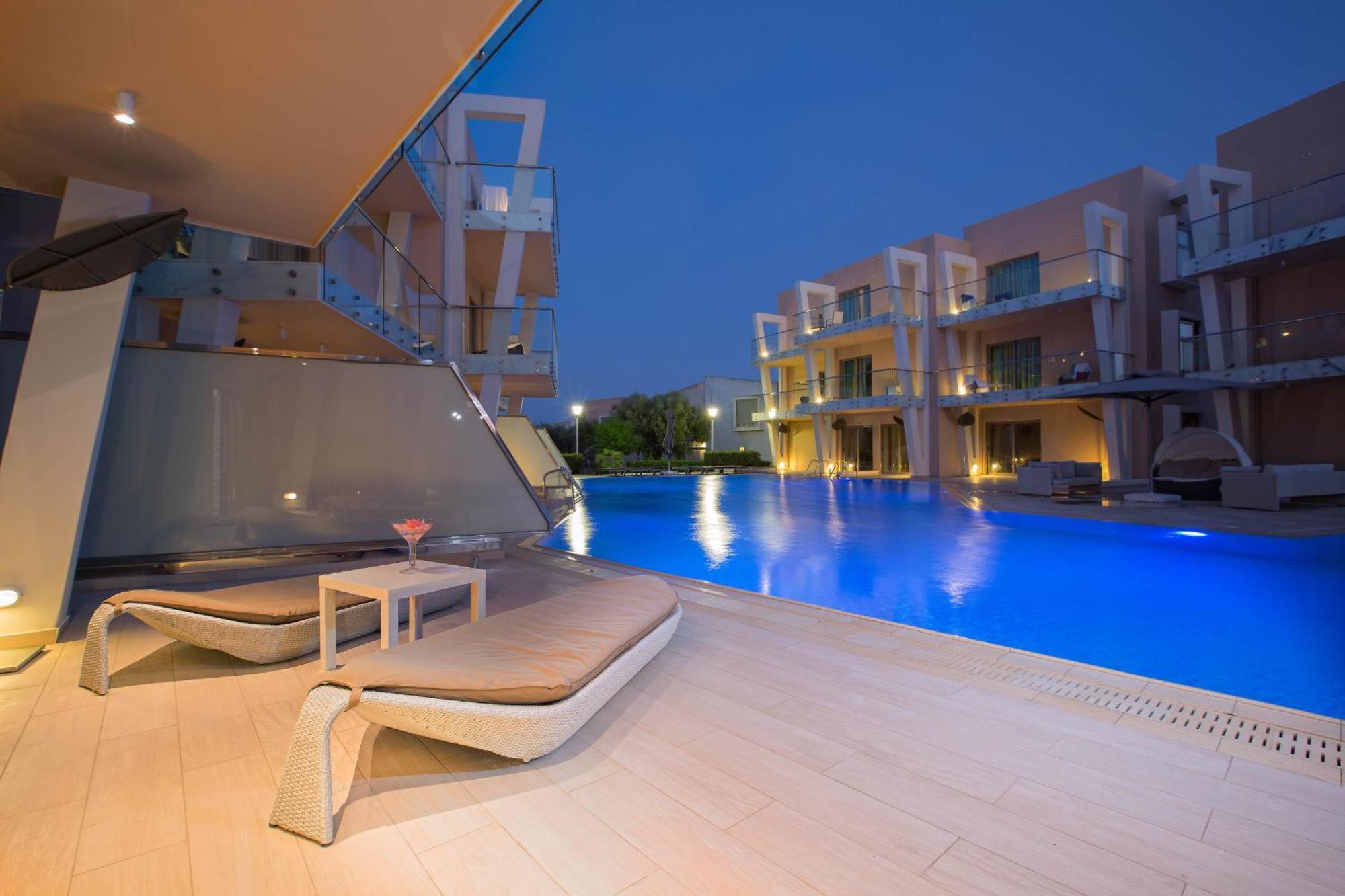 Suite con piscina compartida