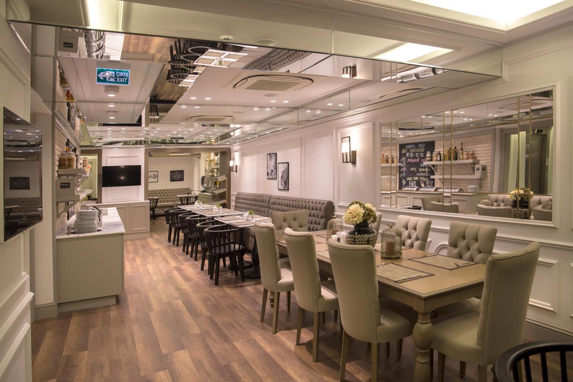 Family Connecting Suite