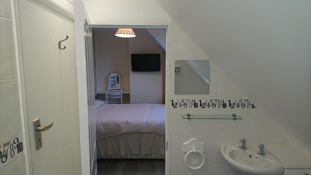 Double Room Private Bathroom,694415952:JPEG