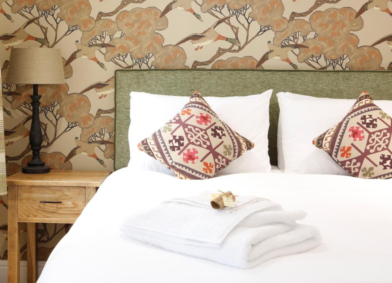 Standard Double or Twin Room,694696824:JPEG