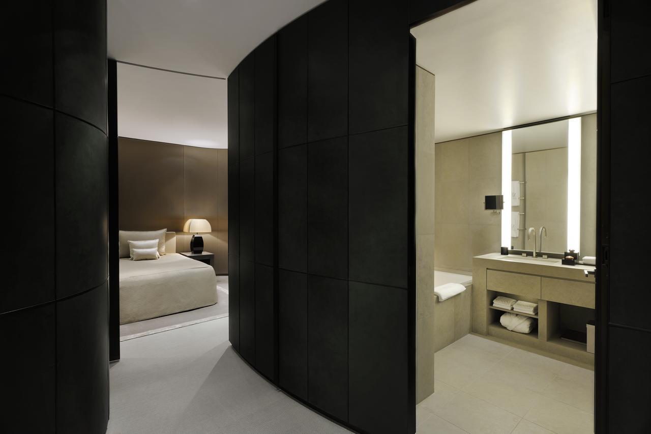 Armani Fountain View Suite