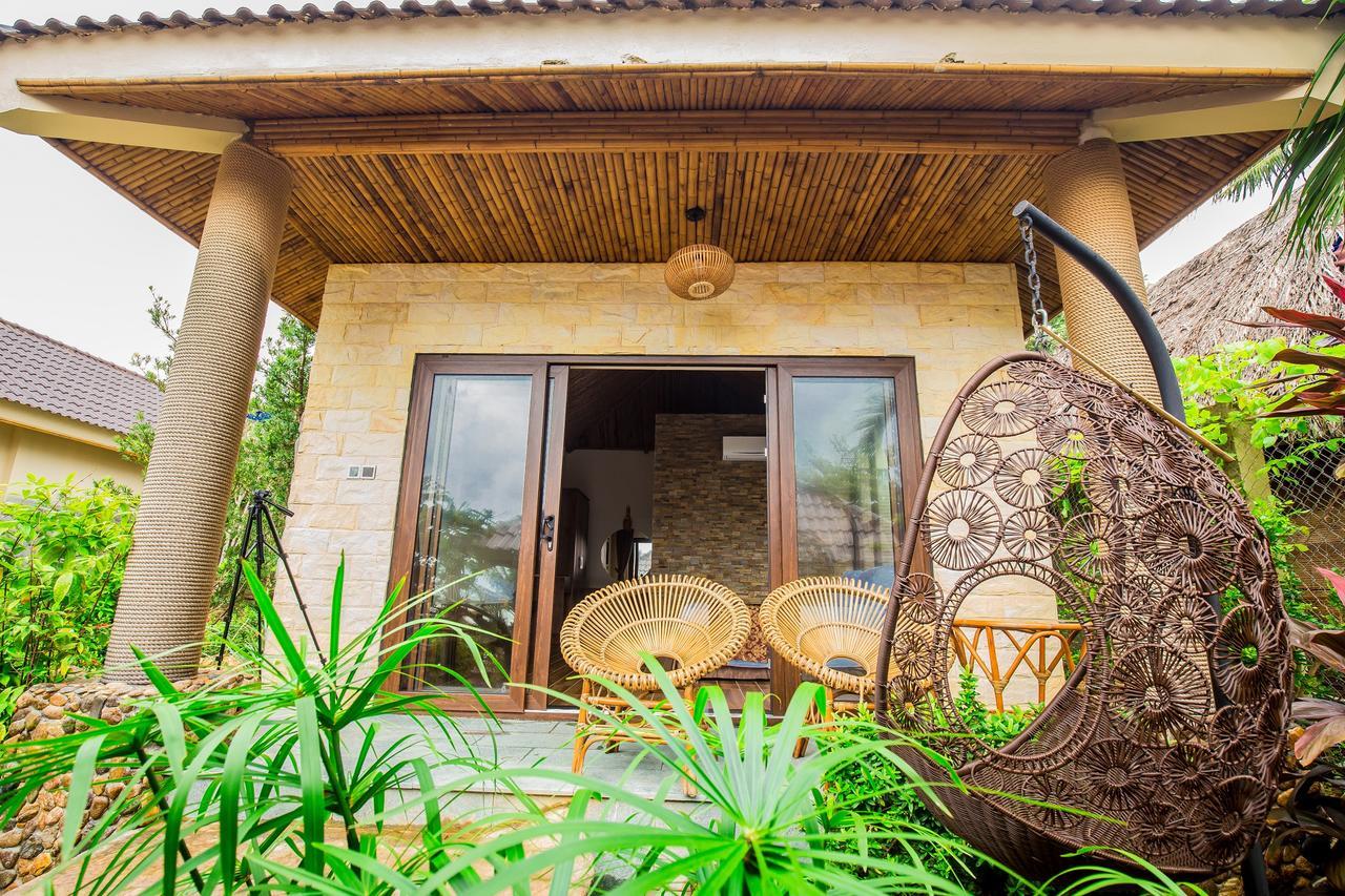 Deluxe Bungalow Garden View