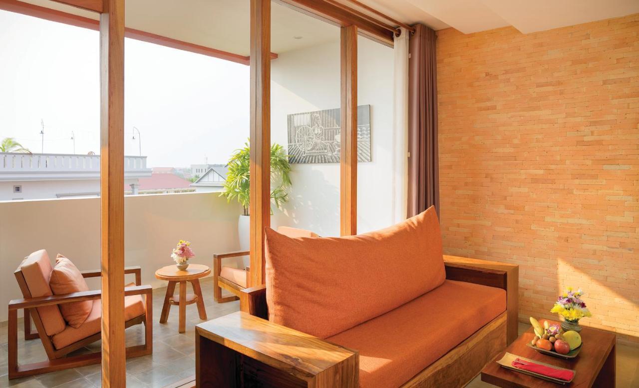 Luxury King Suite USD20 Credit Spa