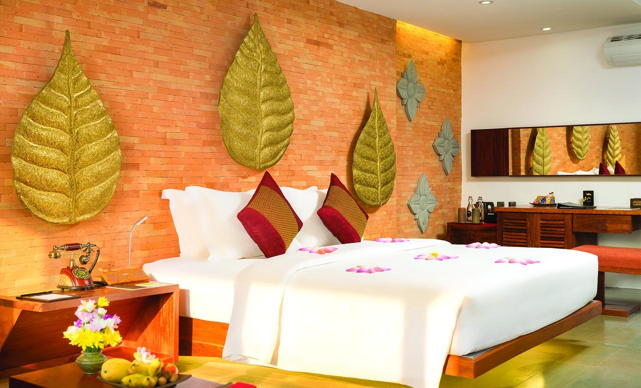Luxury King Suite USD20 Credit Spa