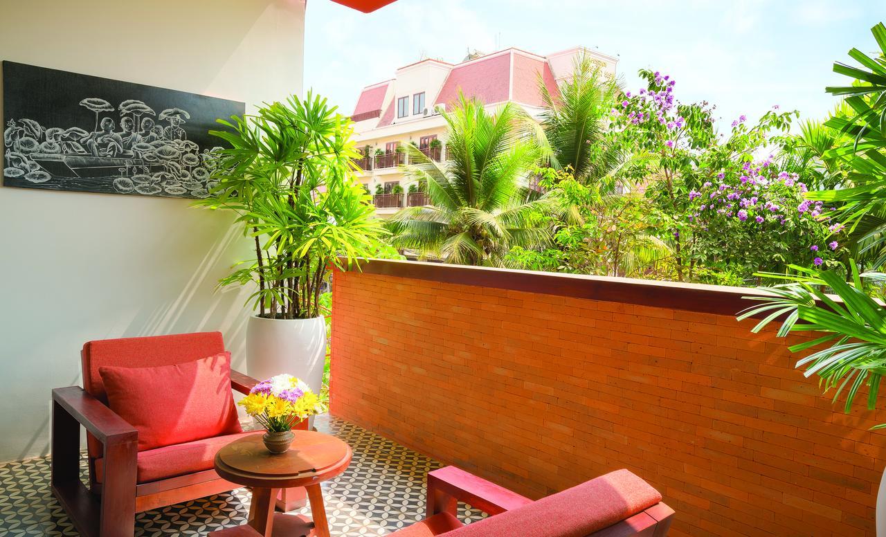 Suite Pool View USD20 Credit Spa