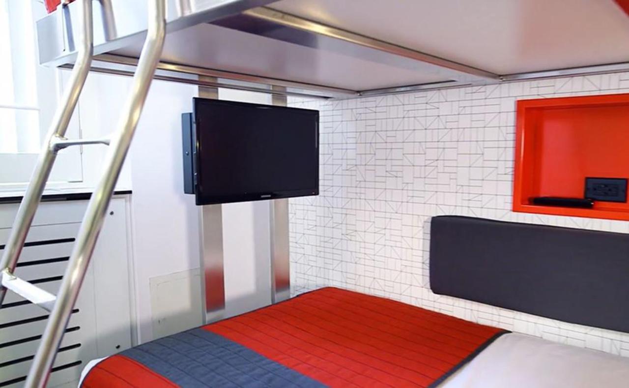 Bunk Pod