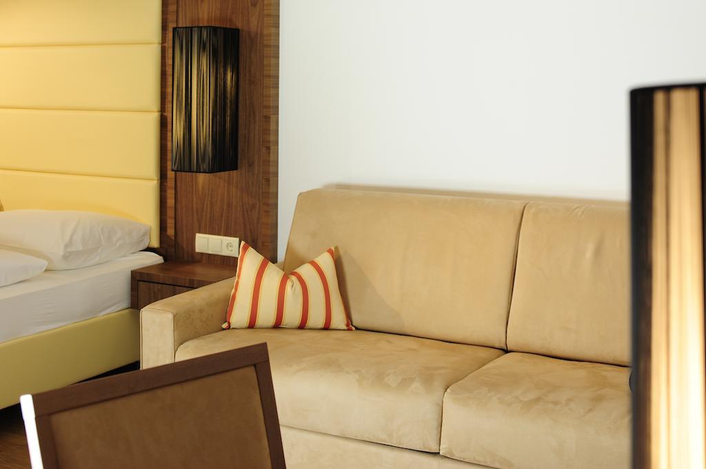 Standard Double Room Sofa Bed,943606873:JPEG