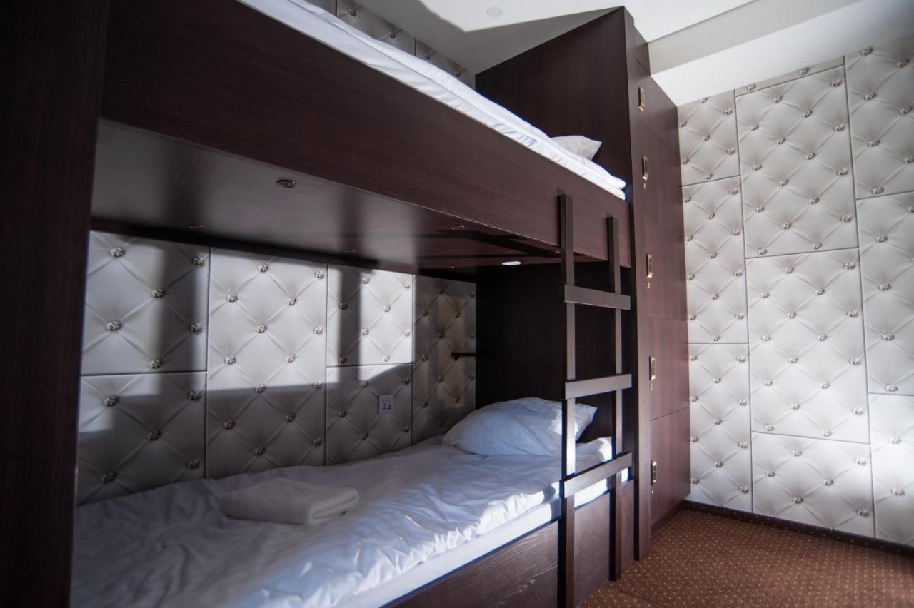 Bed 4-Bed Mixed Dormitory Room