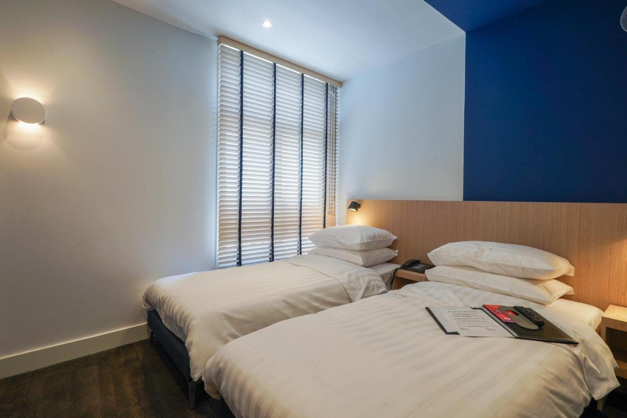 Double Room Private Bathroom