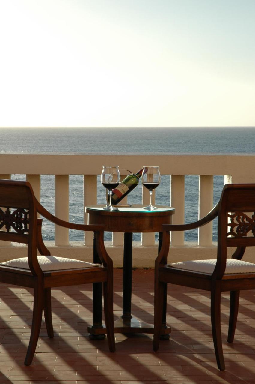Tweepersoonskamer met Uitzicht op Zee en een Balkon