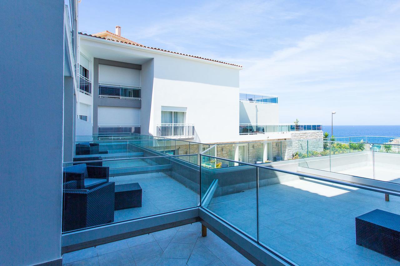 Large - Double or Twin Room - Terrace with Sea and Pool View