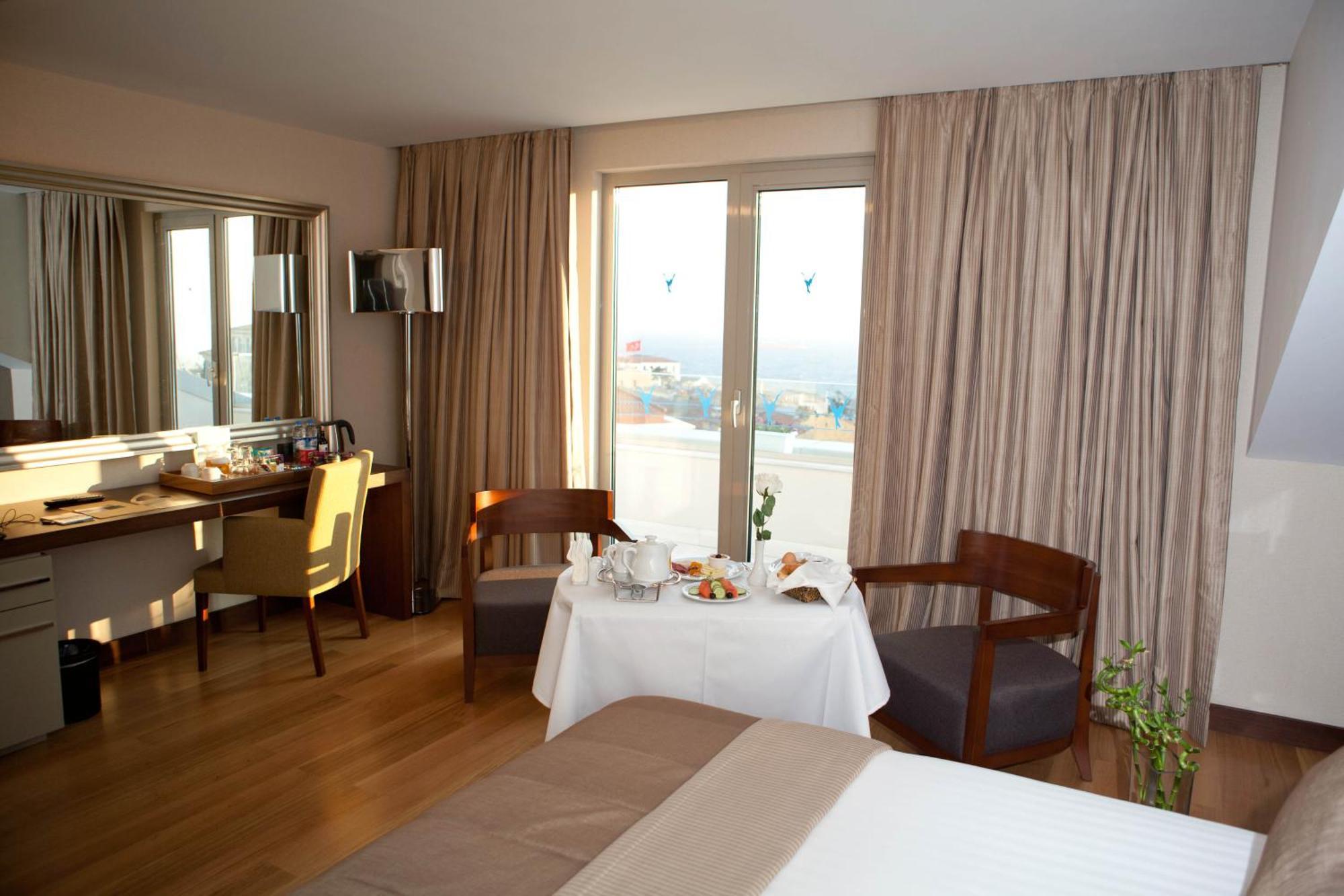 Double Room Balcony Sea View