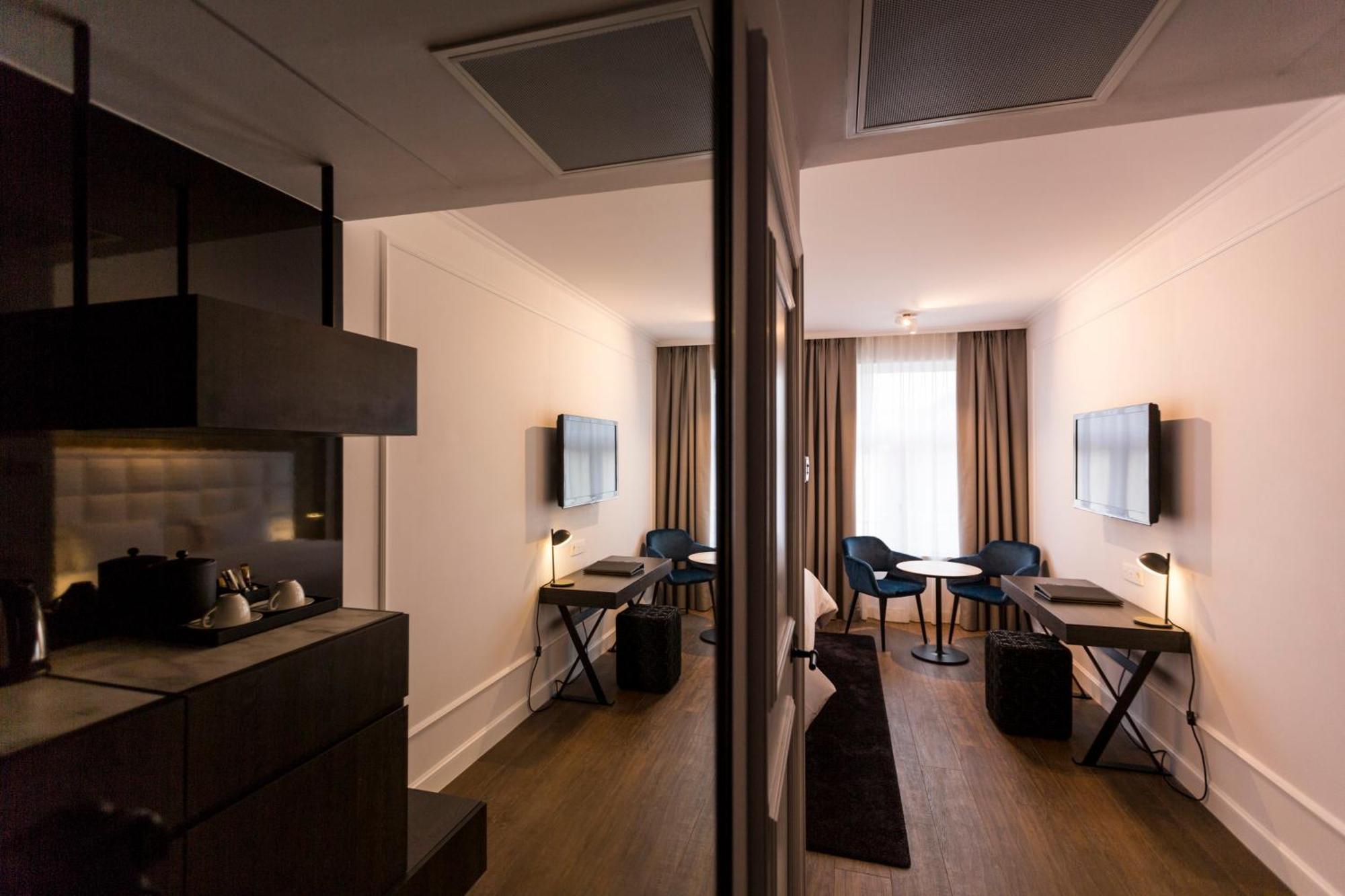 Deluxe Double Room Garden View