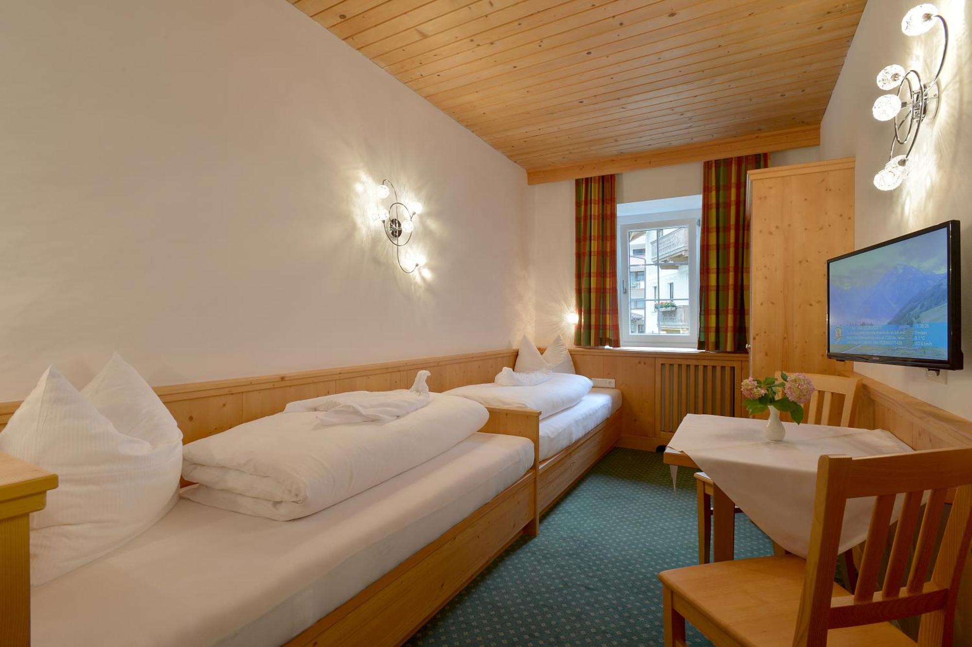 Twin Room - separate beds