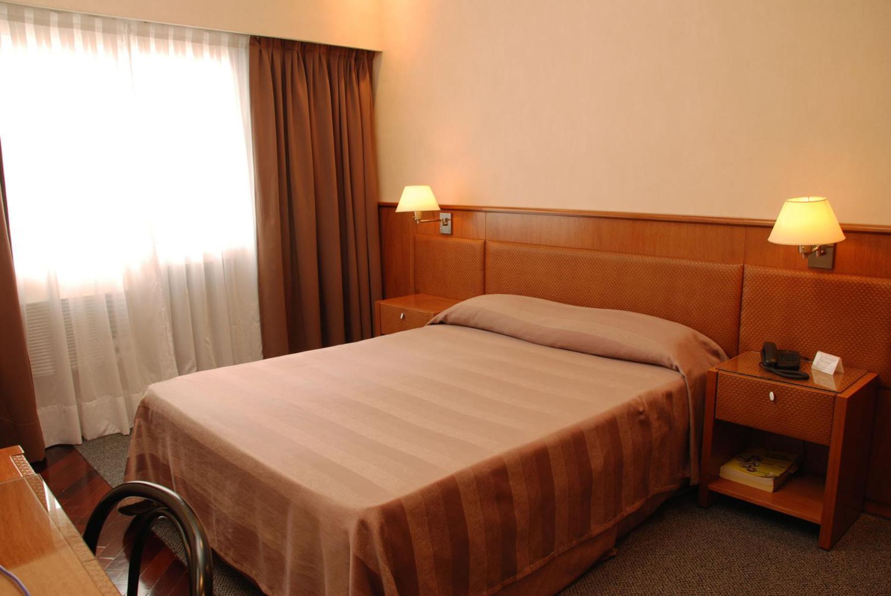 Quarto Duplo Standard