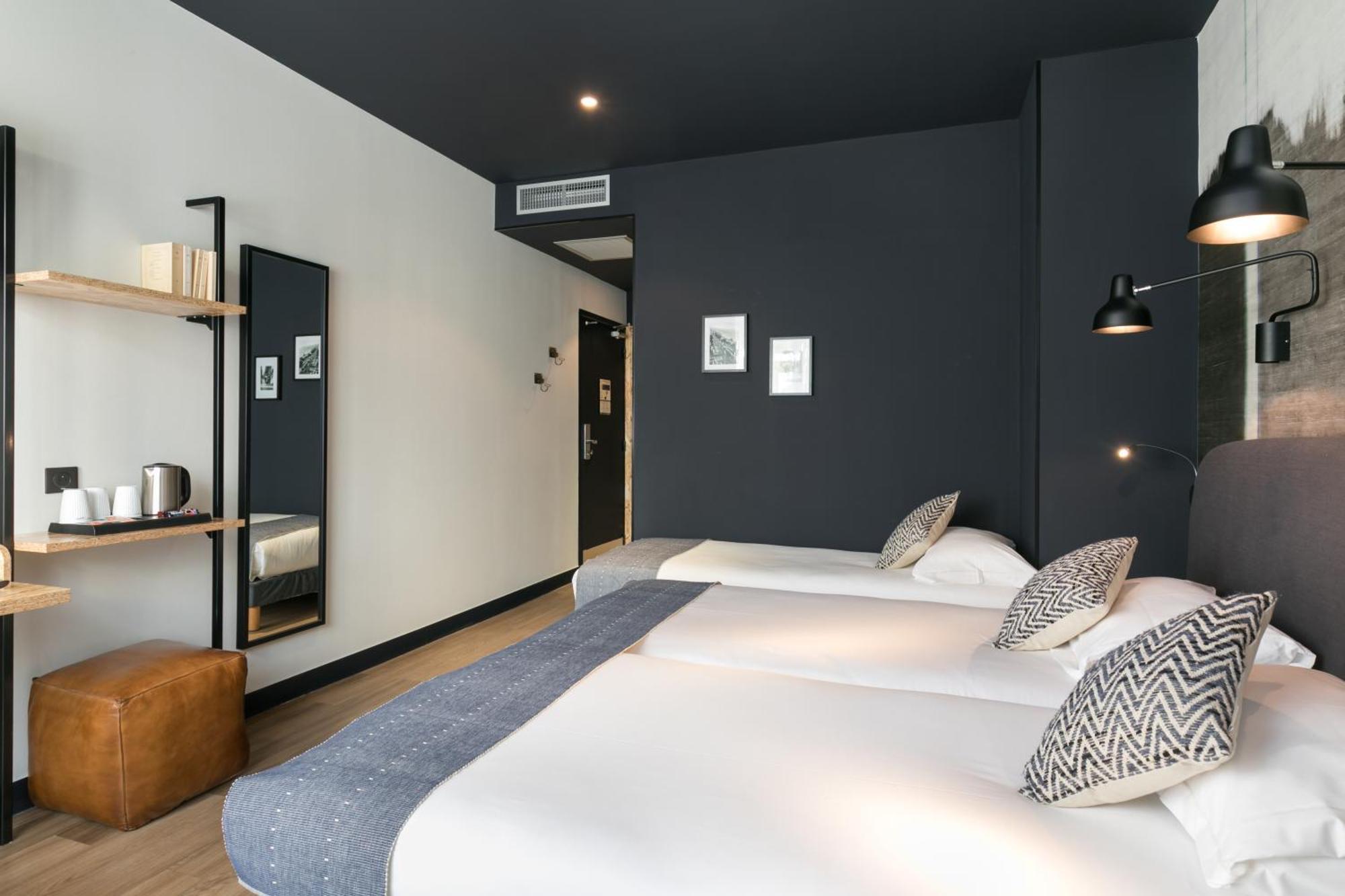 Triple Room,699159843:JPEG
