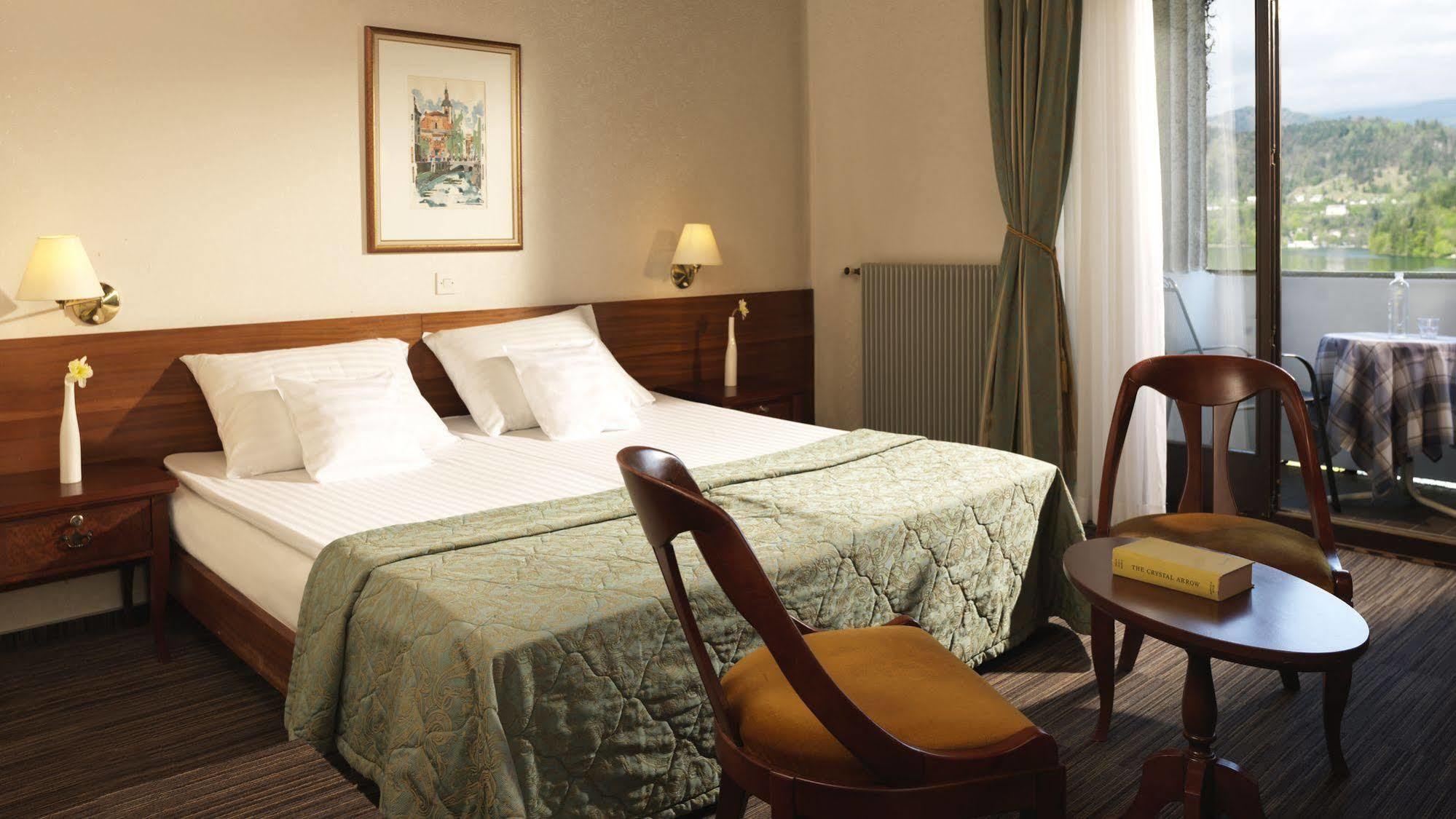 Double Room Lake View